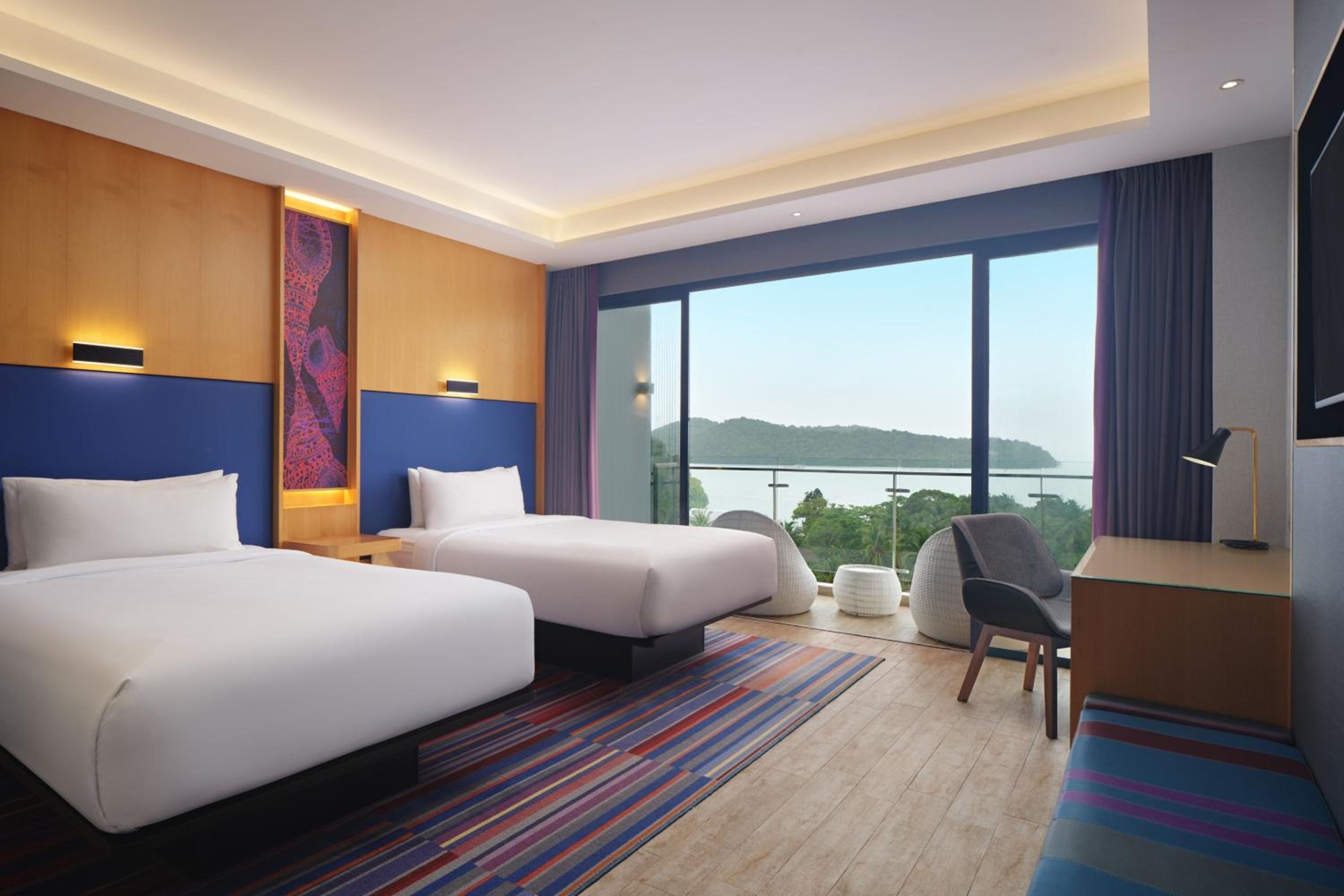 Sea View, Balcony, Guest room, 2 Single - Photo 4