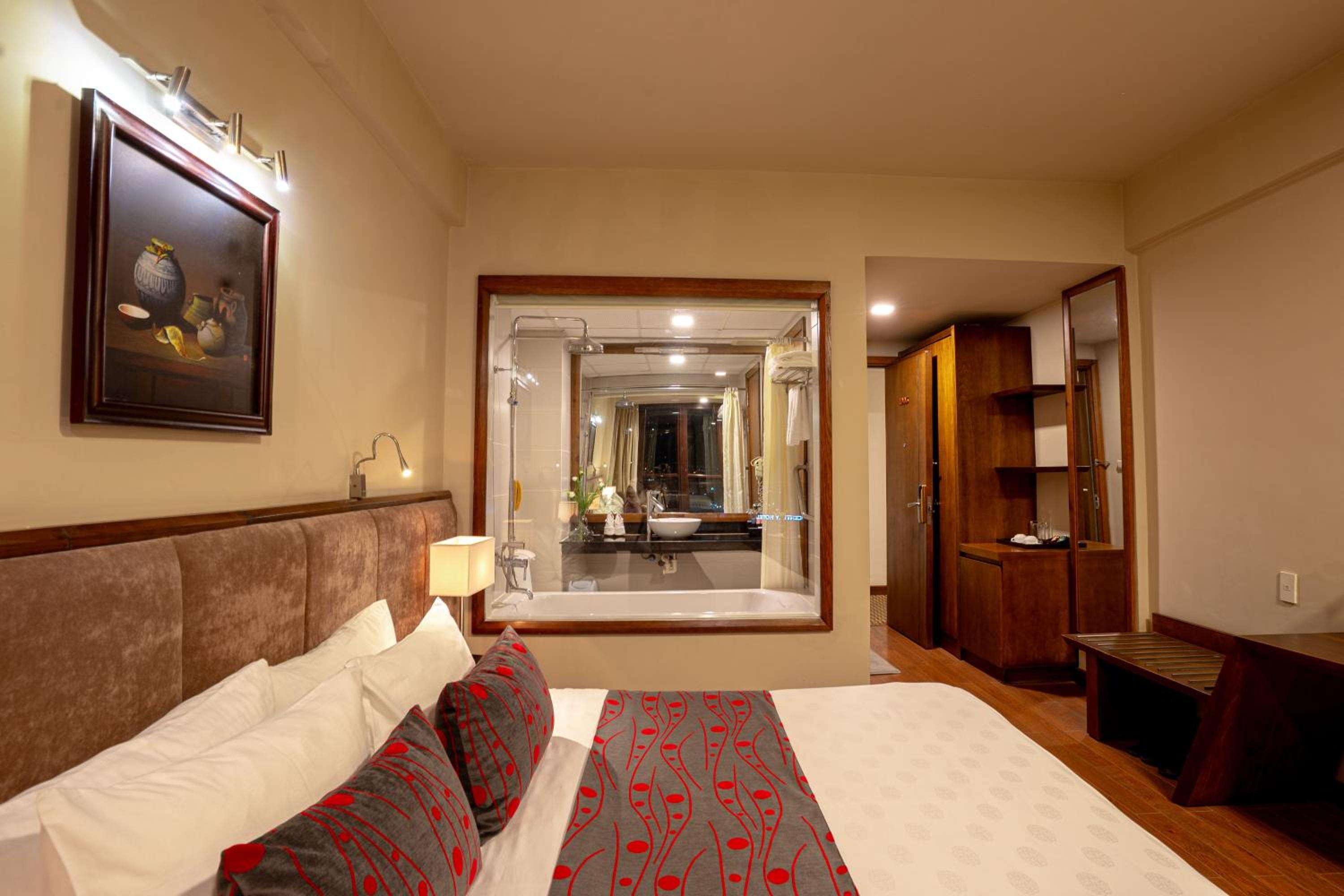 Executive Deluxe Room - Photo 3