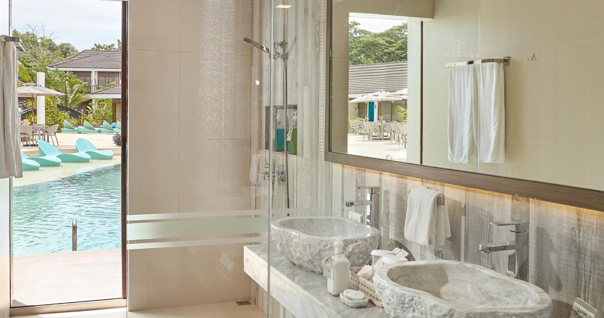 Casita Room - King with Direct Lagoon Pool Access - Photo 7