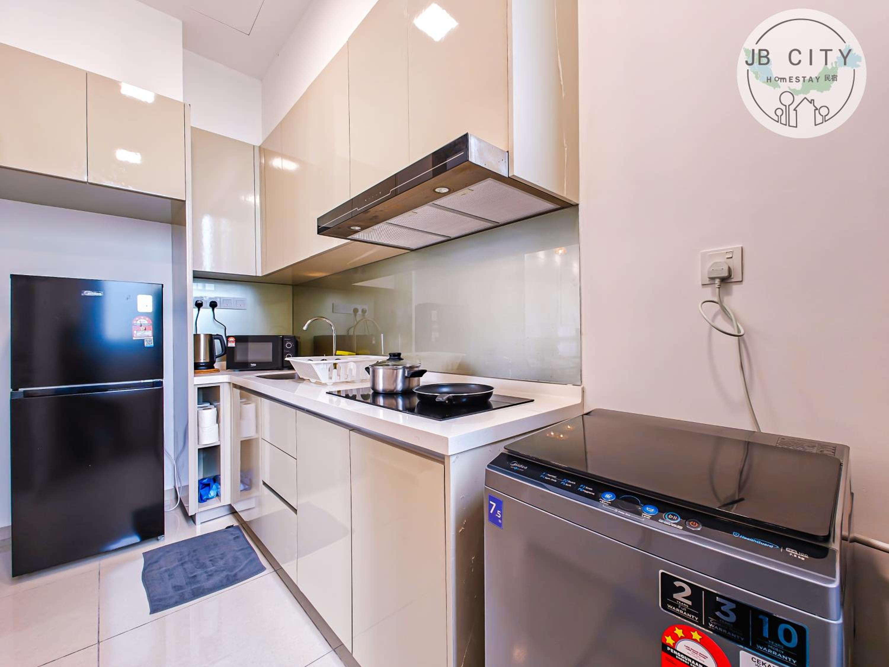Two-Bedroom Apartment with City View