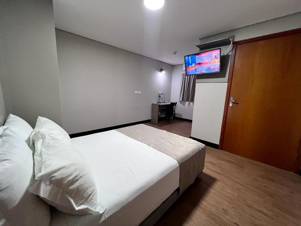 Queen Room - Disability Access