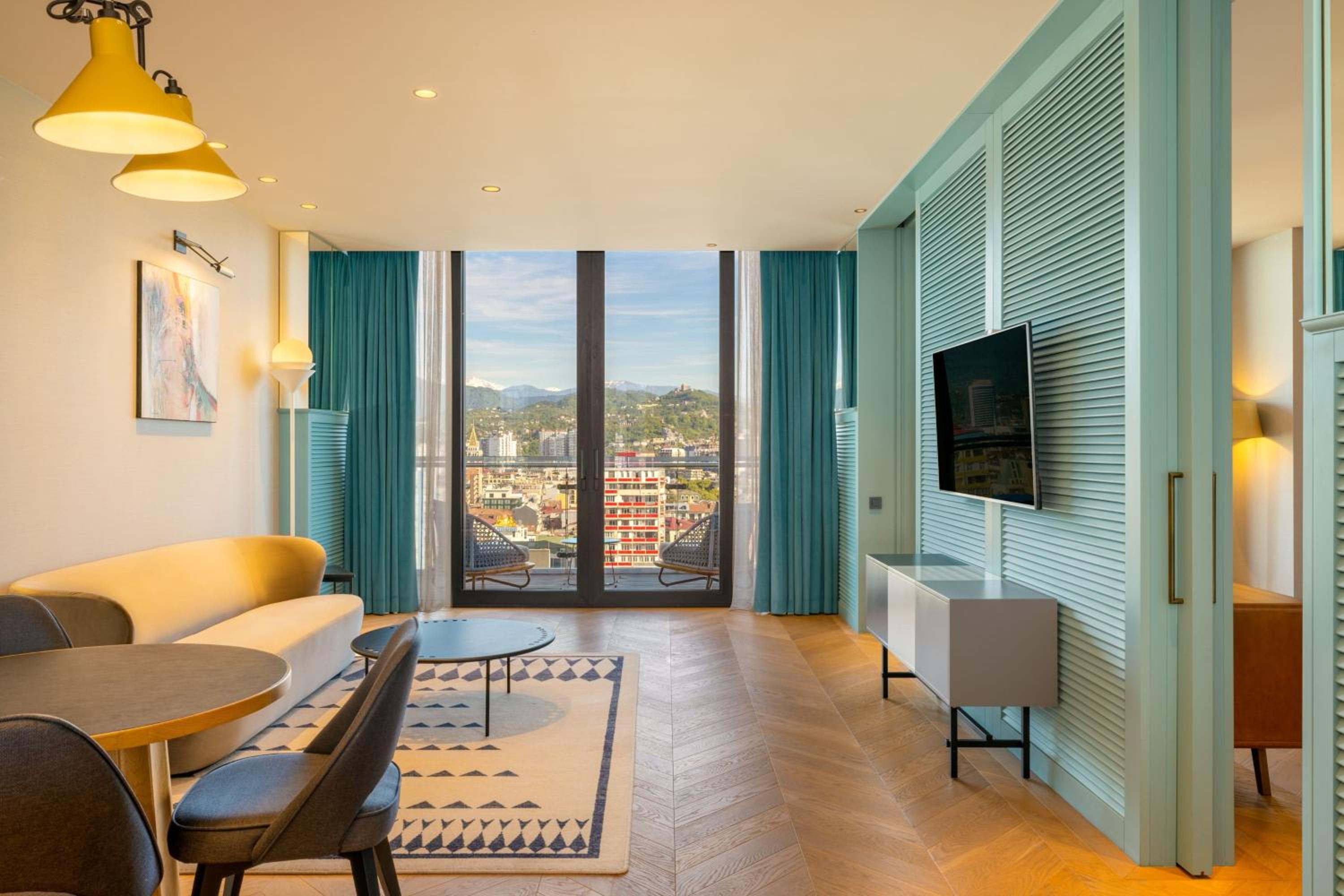 Junior Suite, Junior Suite, 1 King, Sea view, Balcony - Photo 6