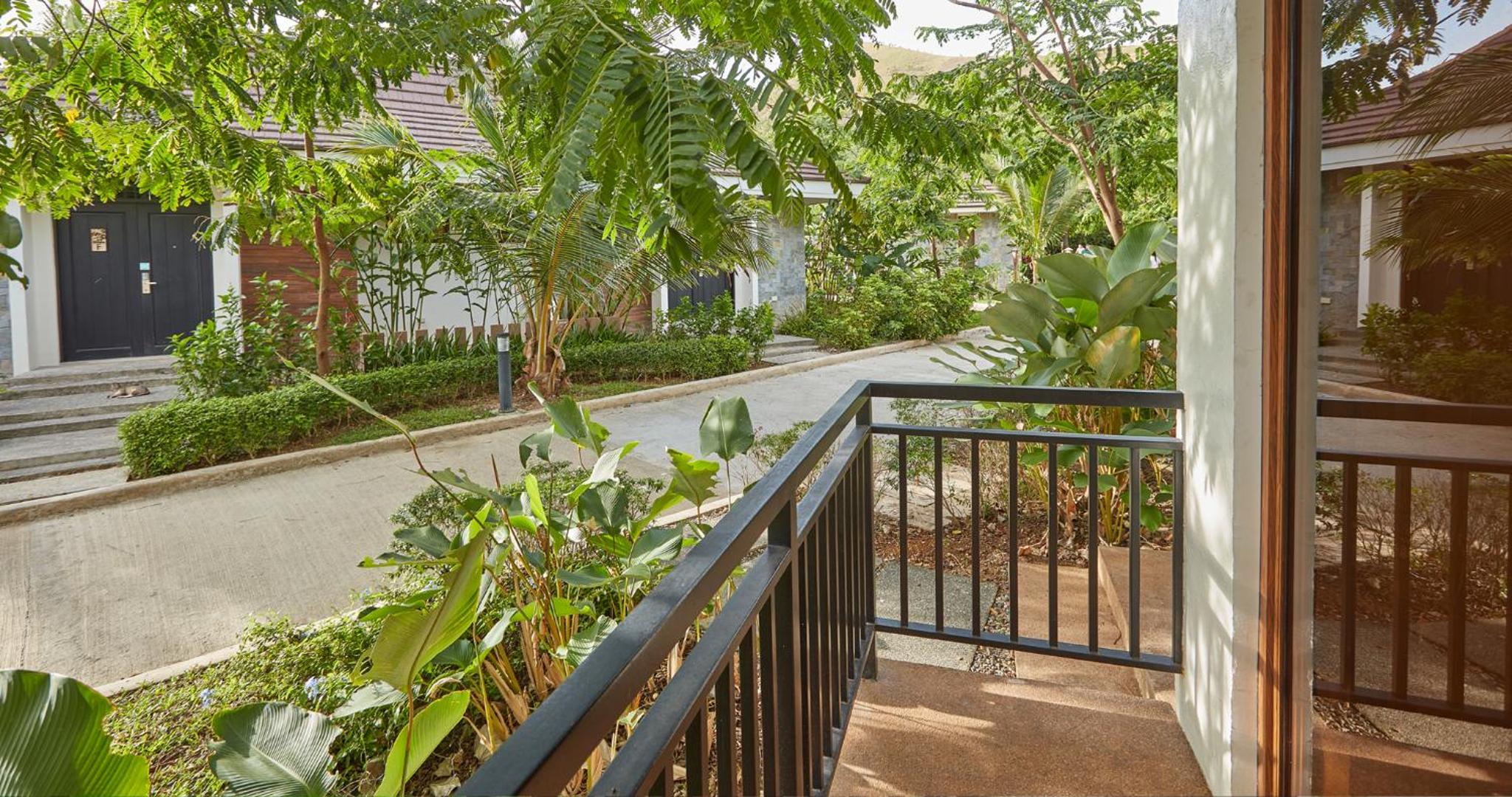 Superior Room - King with Garden View - Photo 4