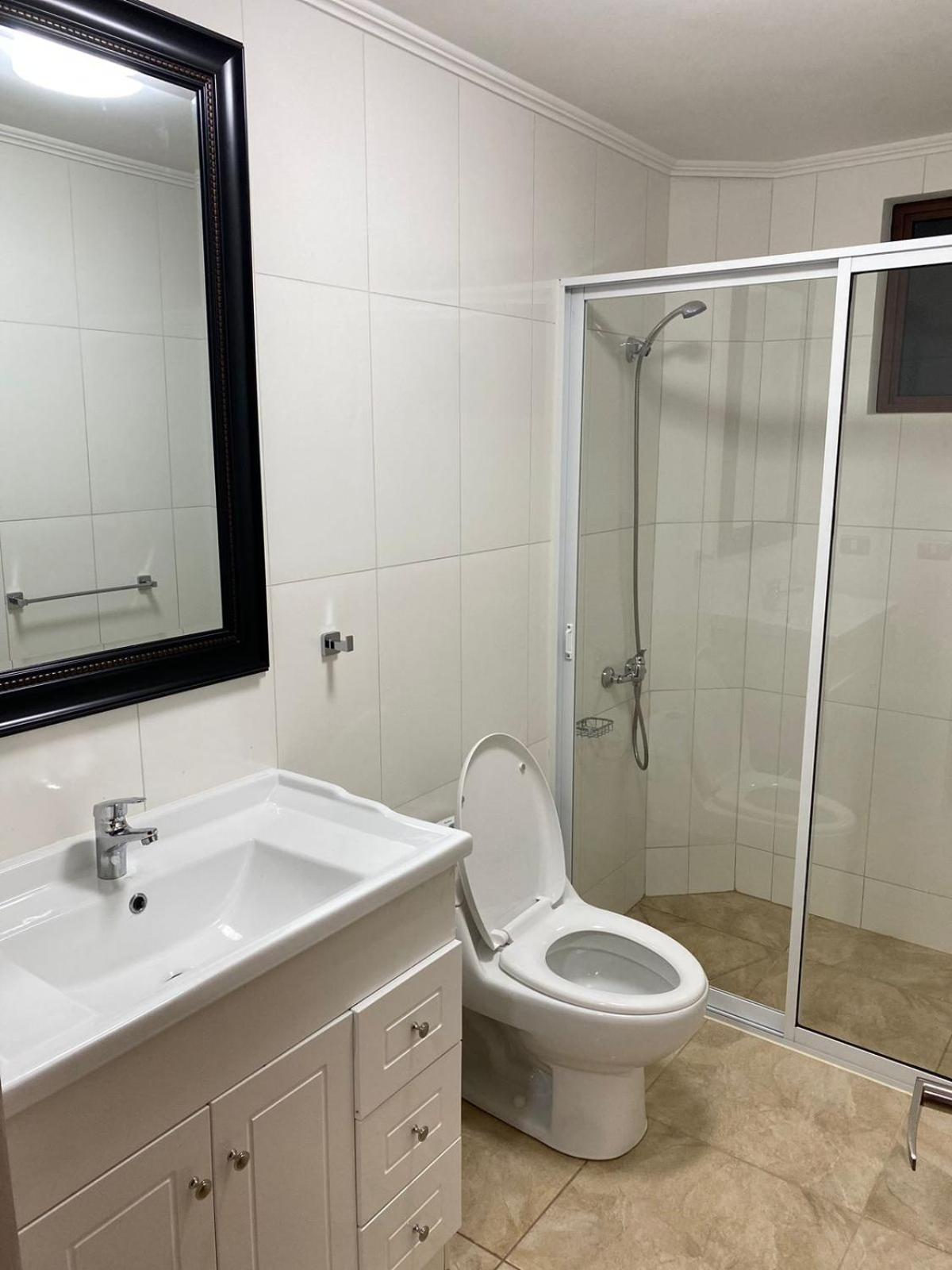 Large Single Room