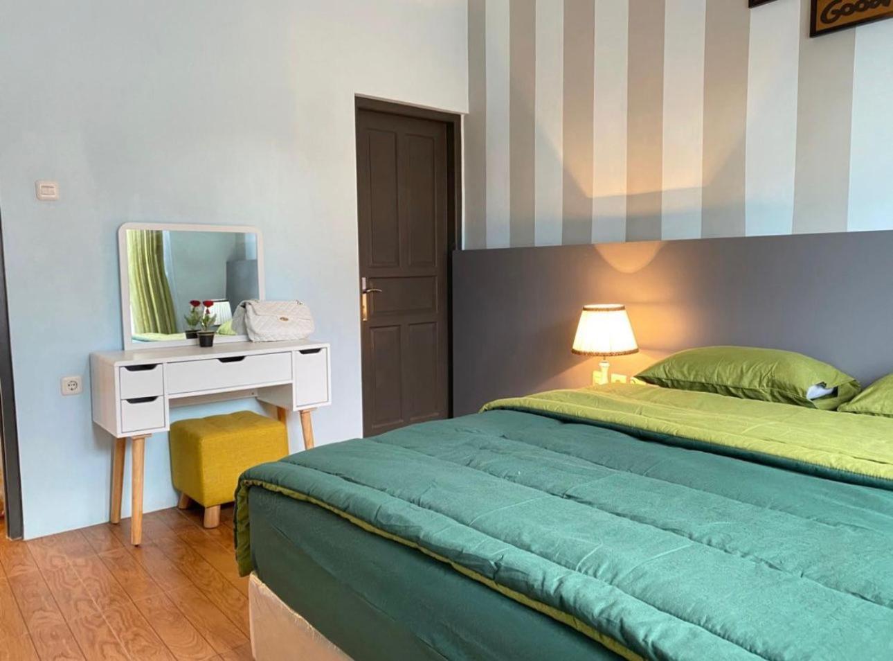 Villa photo 1