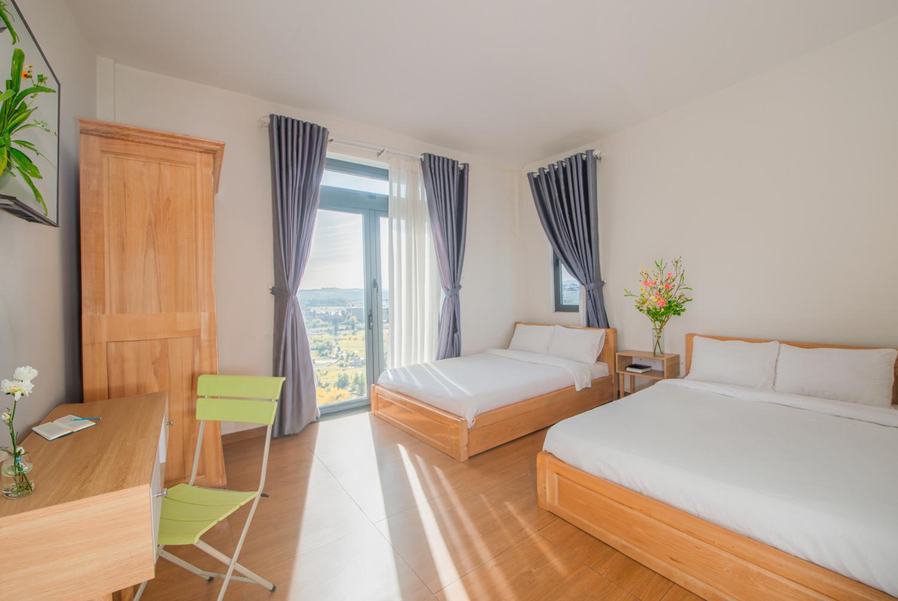 Quadruple Room with Balcony