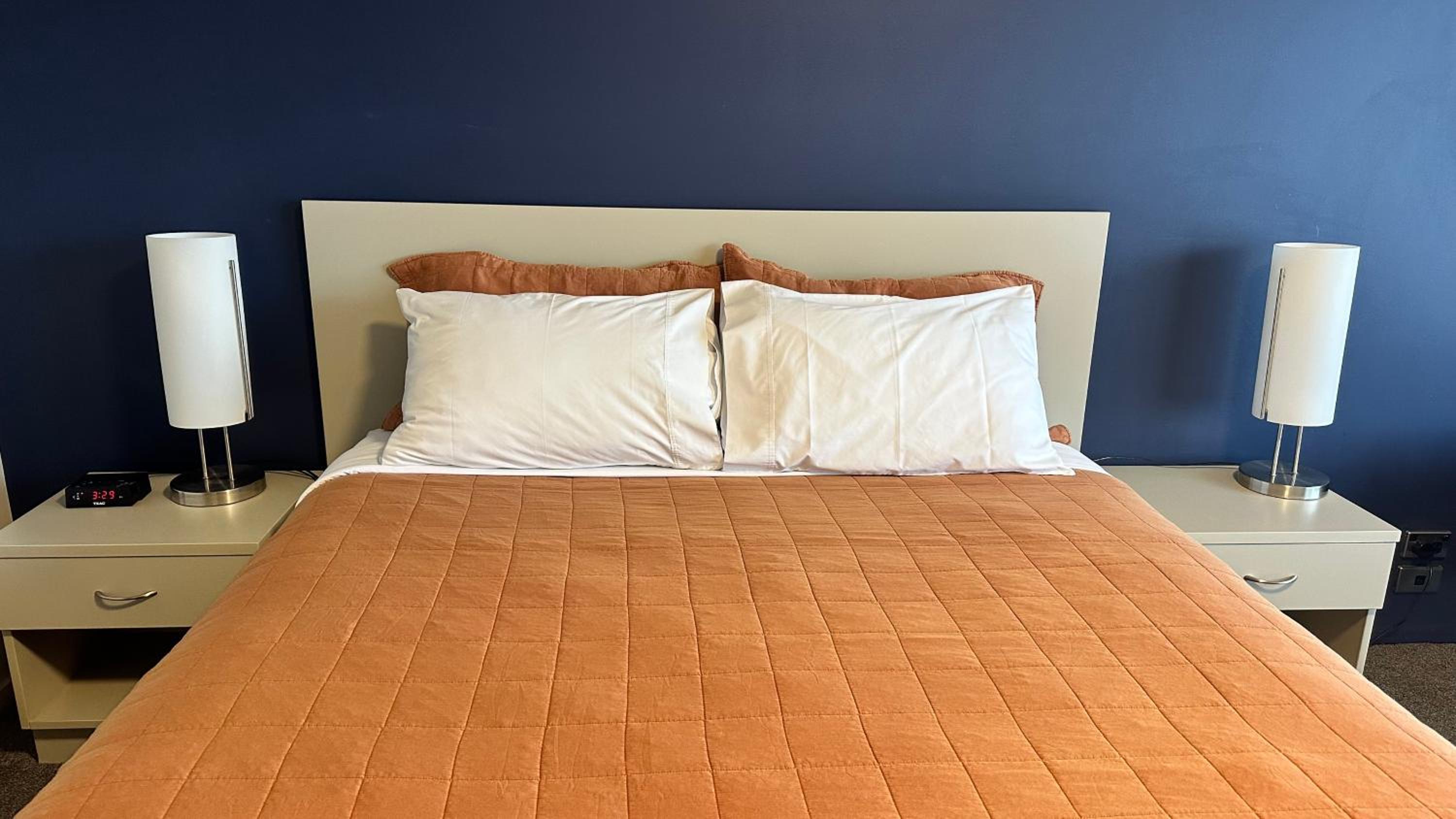 Deluxe Family Suite photo 3