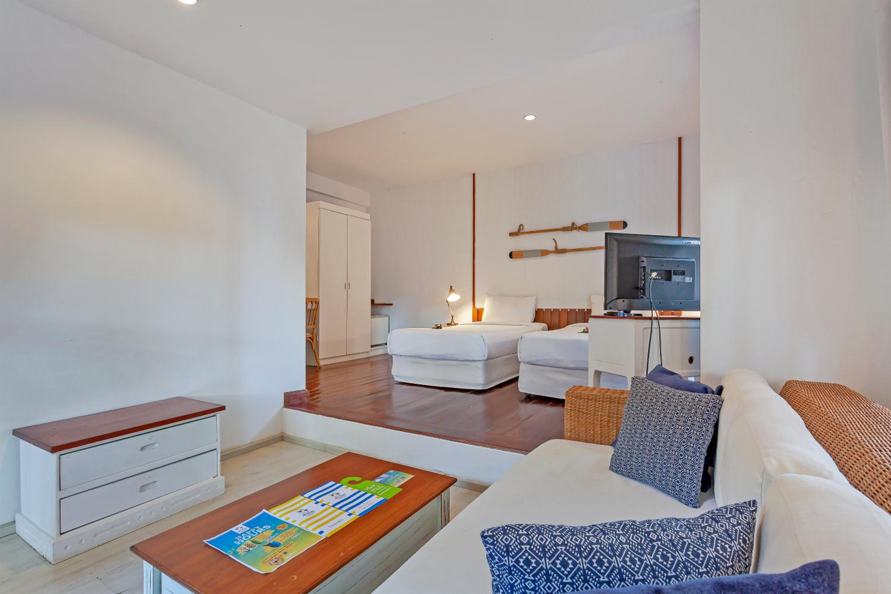 Studio with Terrace photo 1