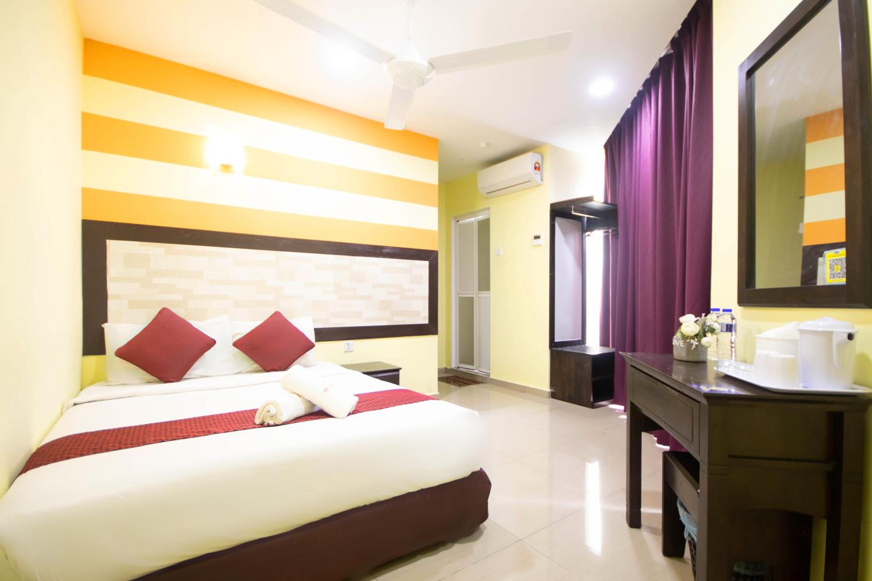 Deluxe Room - Photo 1