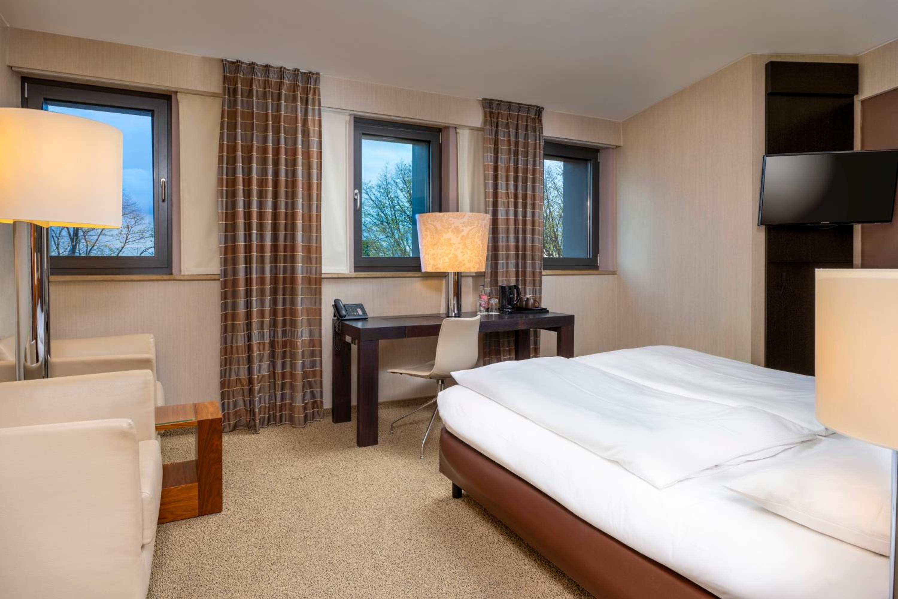 Classic Queen Room