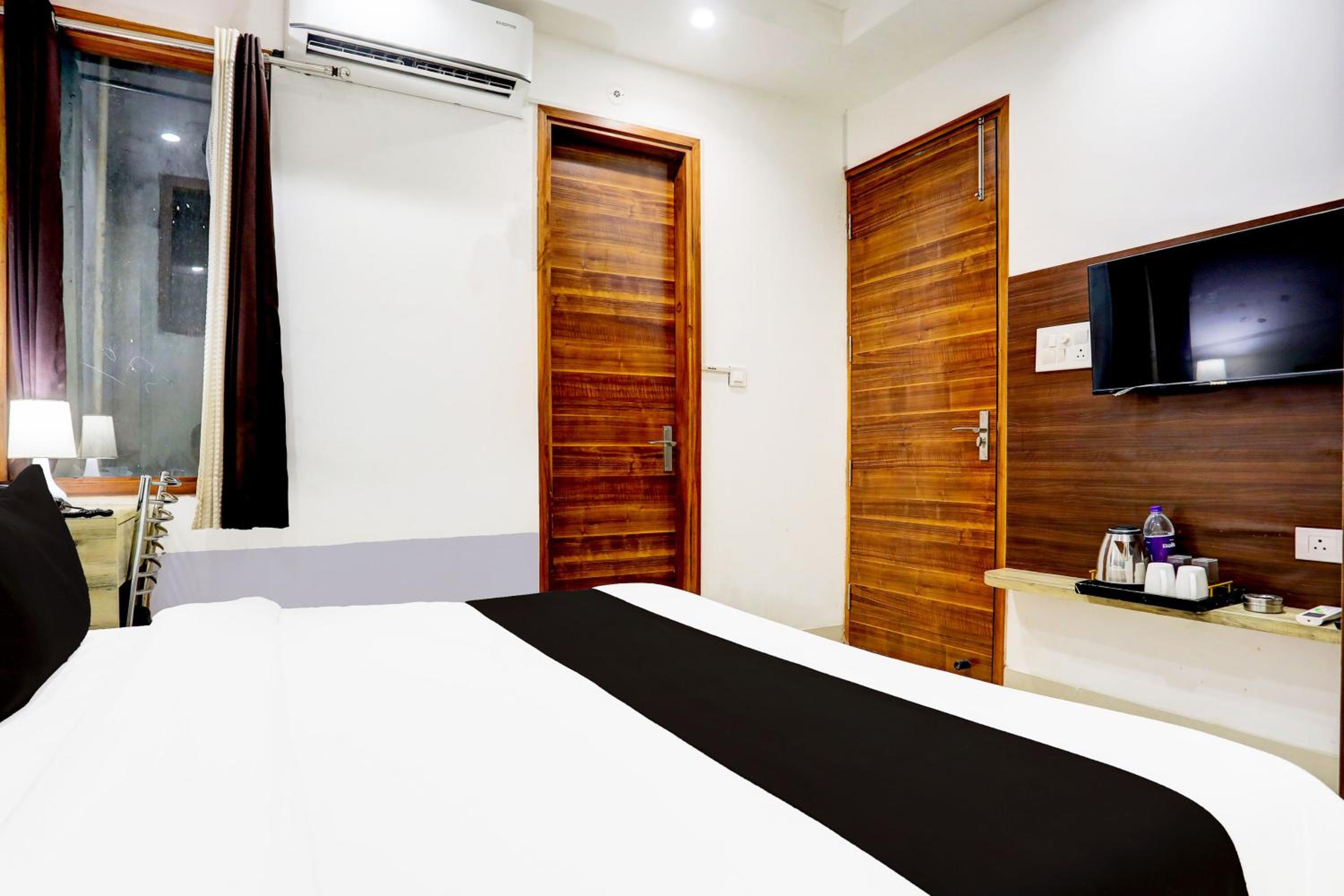 Classic Triple Room photo 3