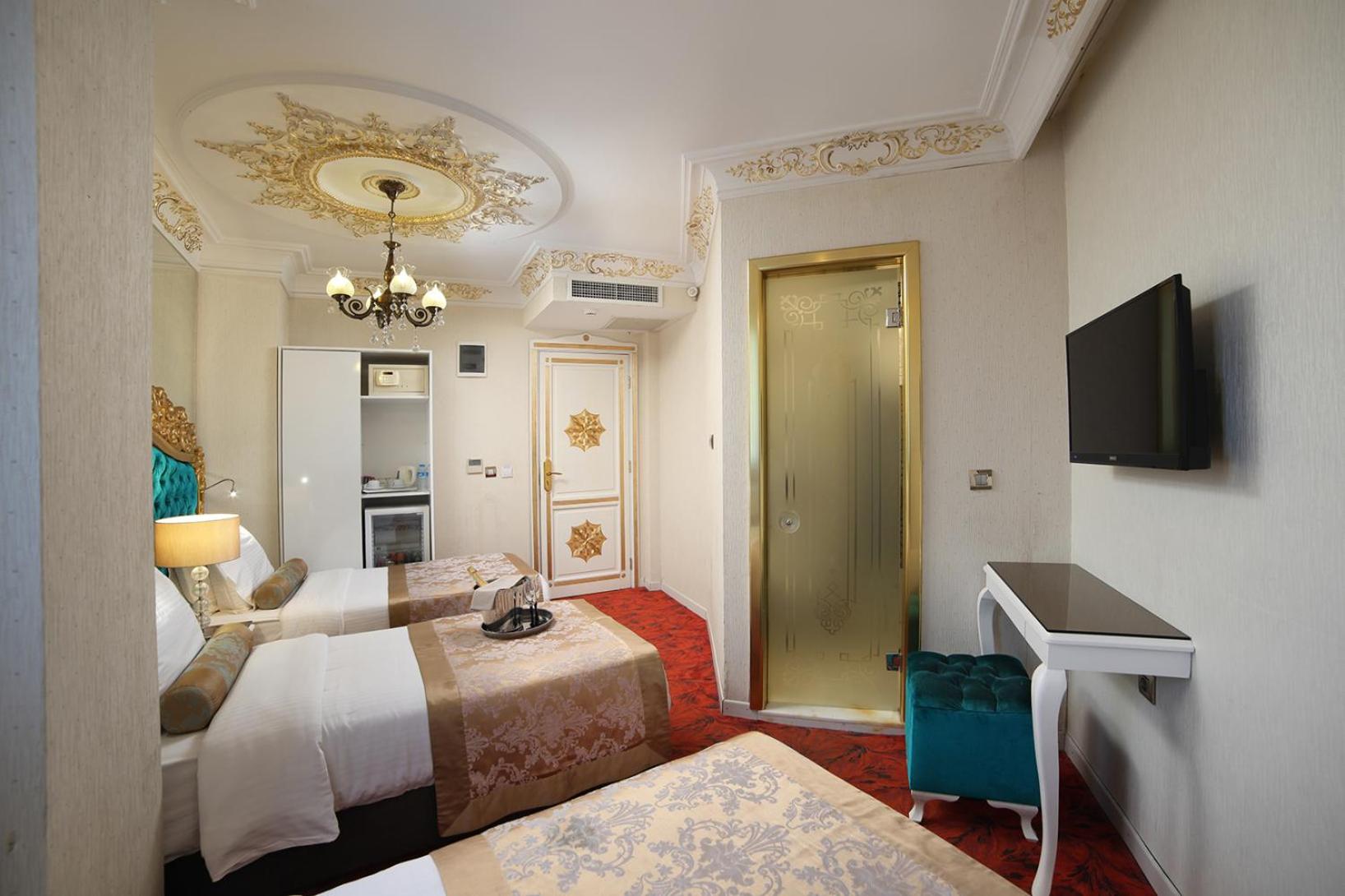 Standard Triple Room photo 2