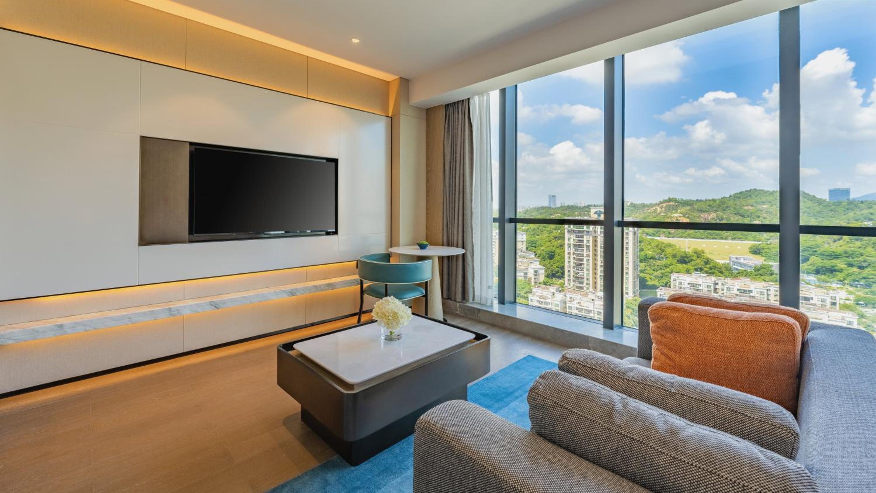Premium King Room - Photo 1