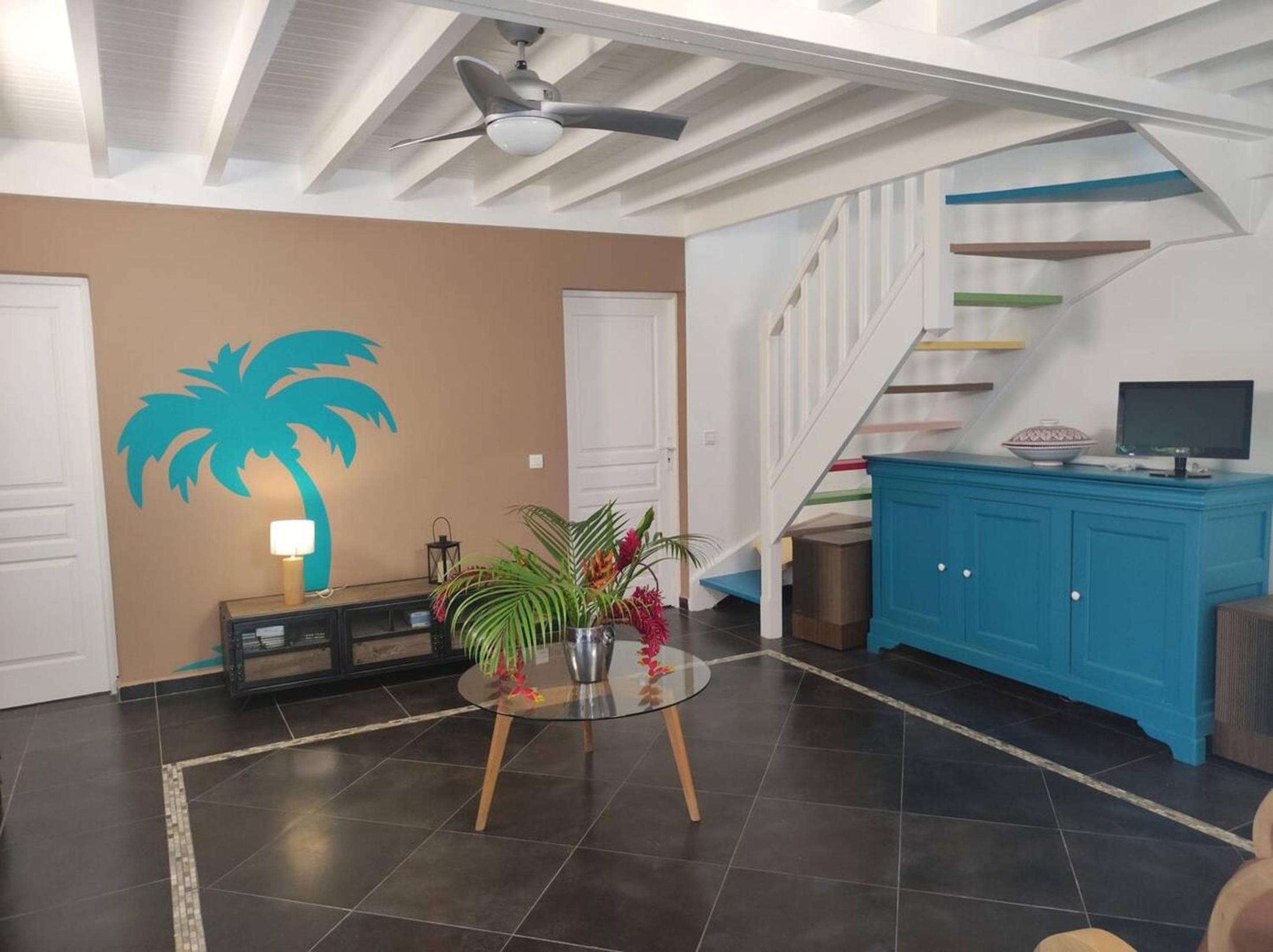 Three-Bedroom Villa photo 2