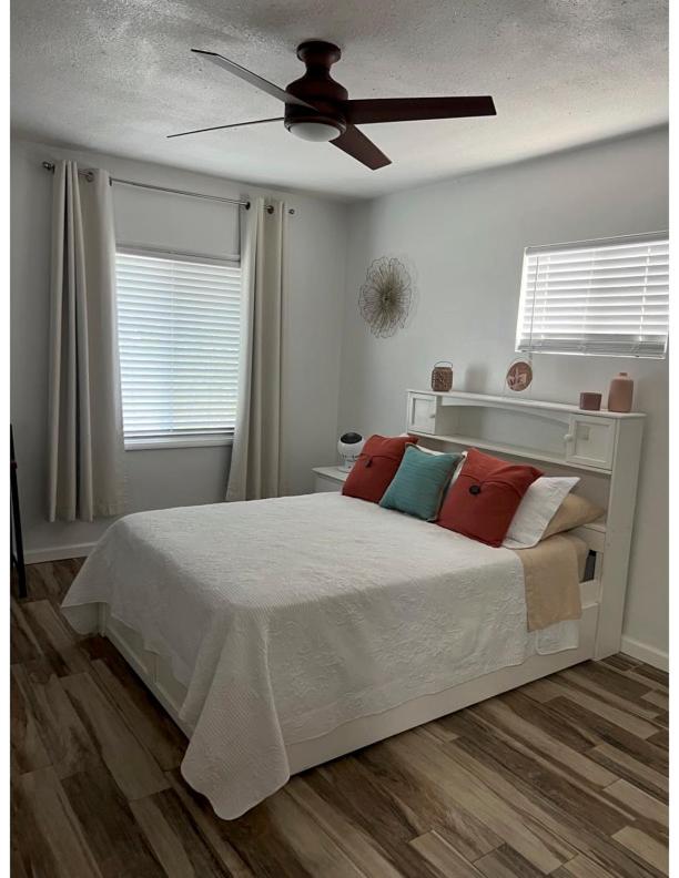 Double Room with Shared Bathroom