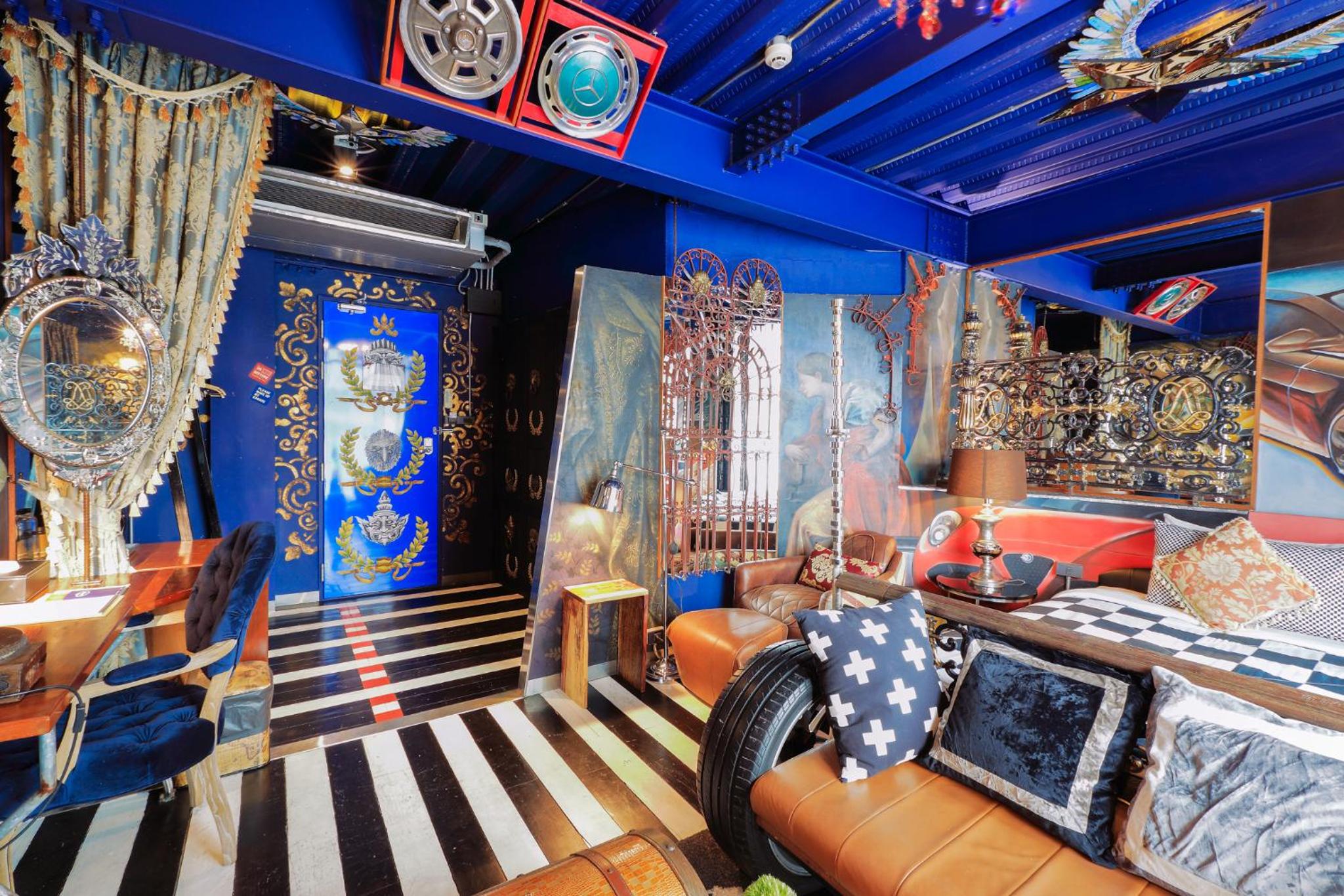 Deluxe King Room (Adults Only) photo 2
