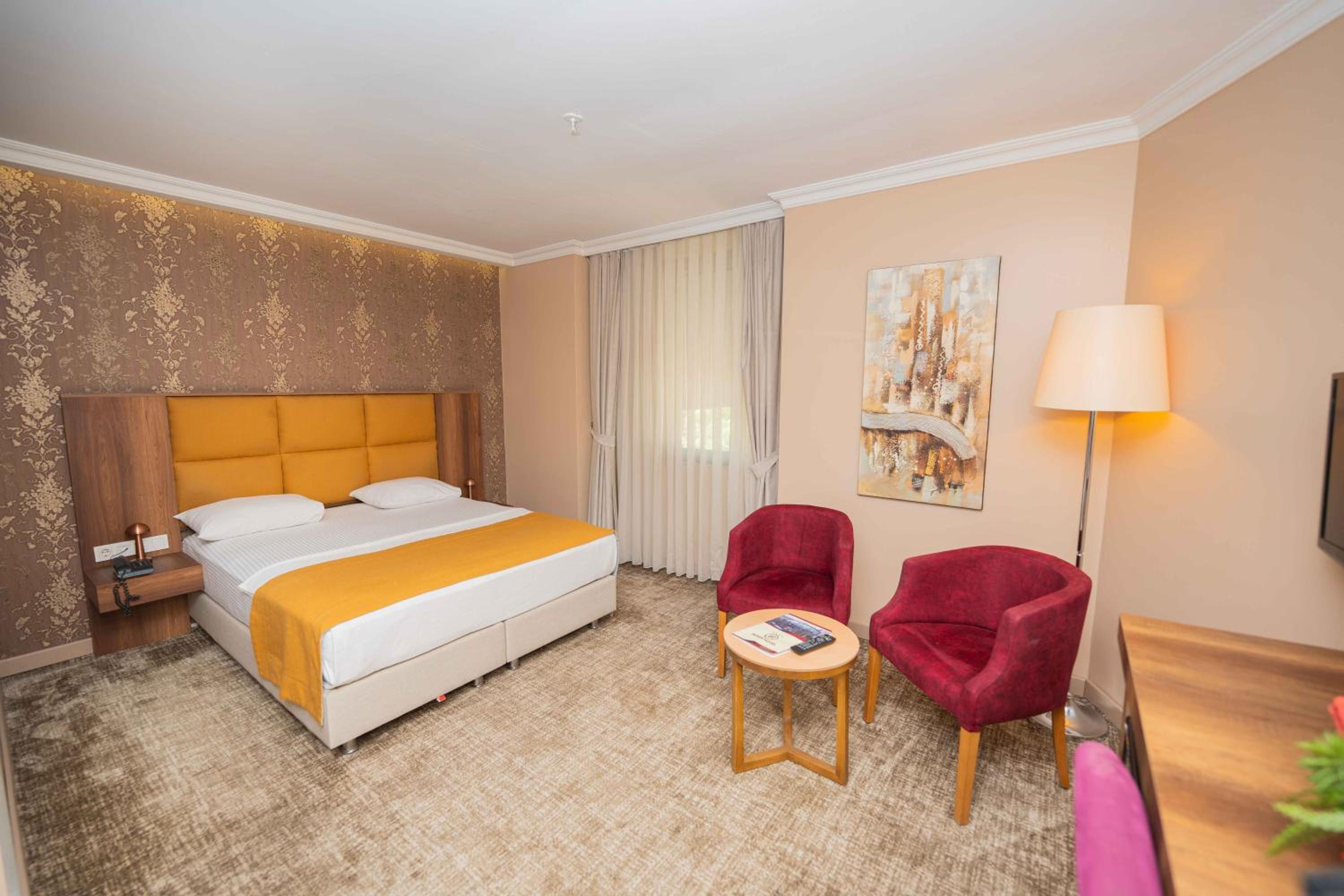 Standard Double Room - Photo 1