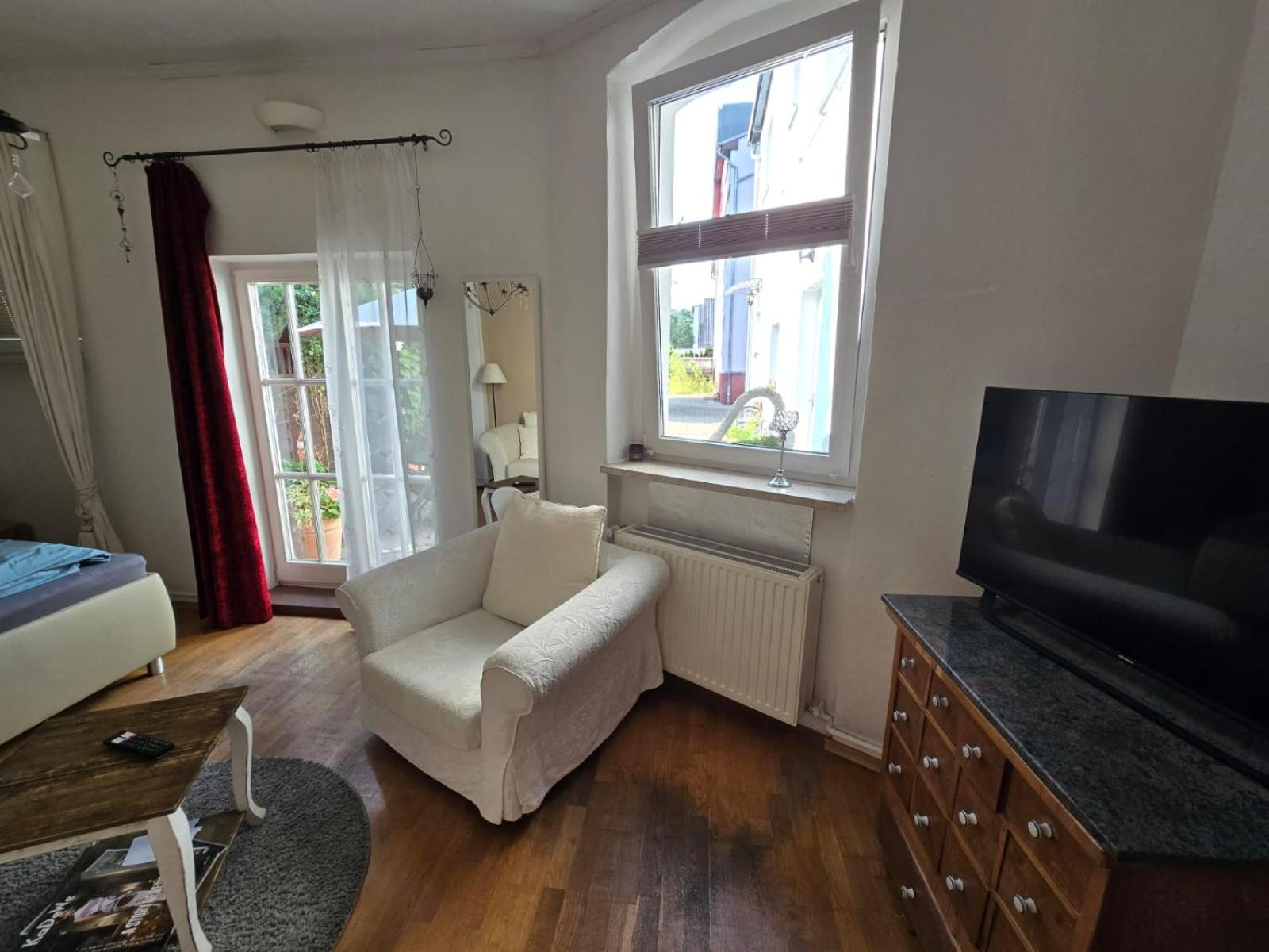 Apartment with Terrace photo 3