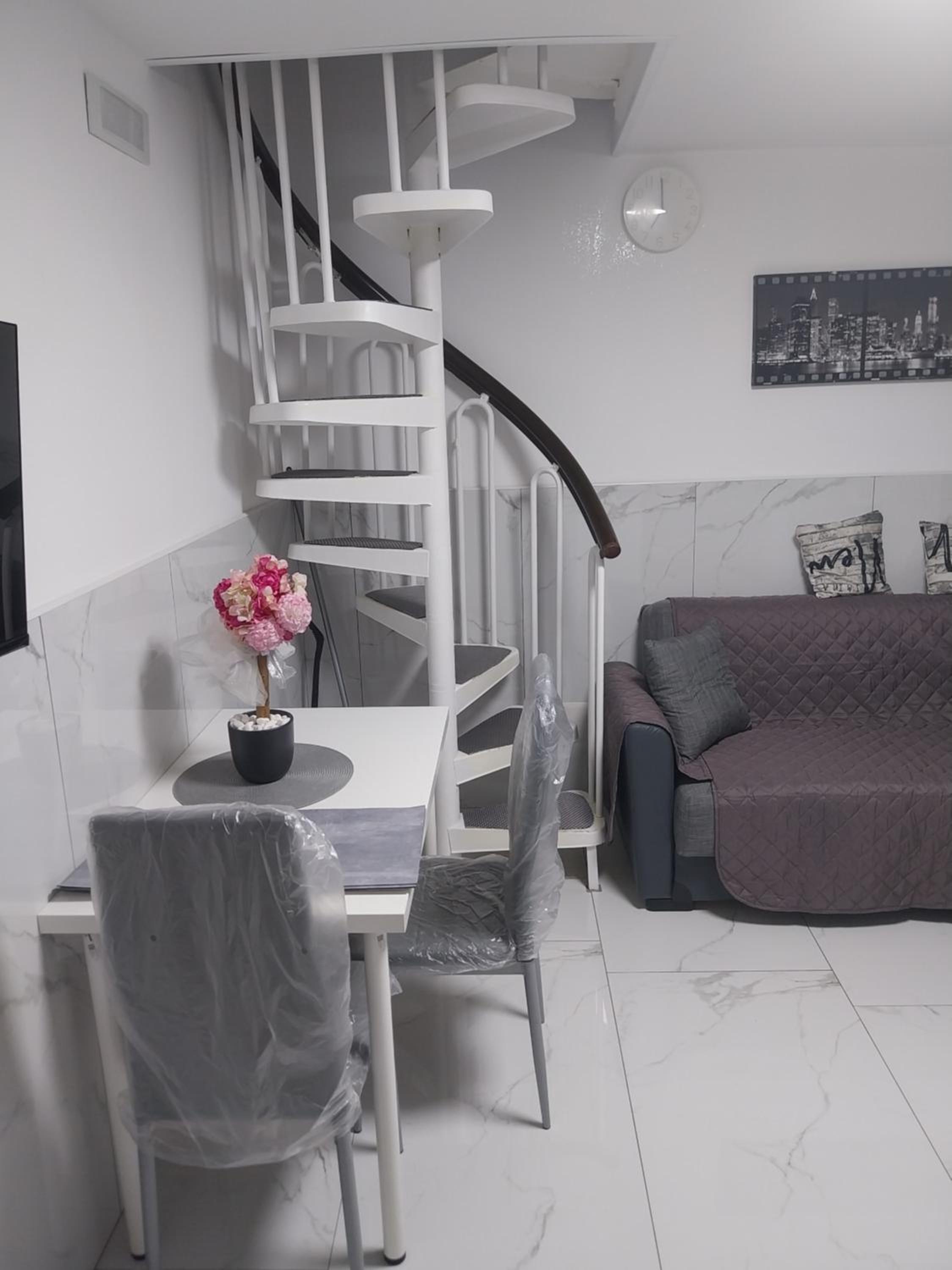 One-Bedroom House