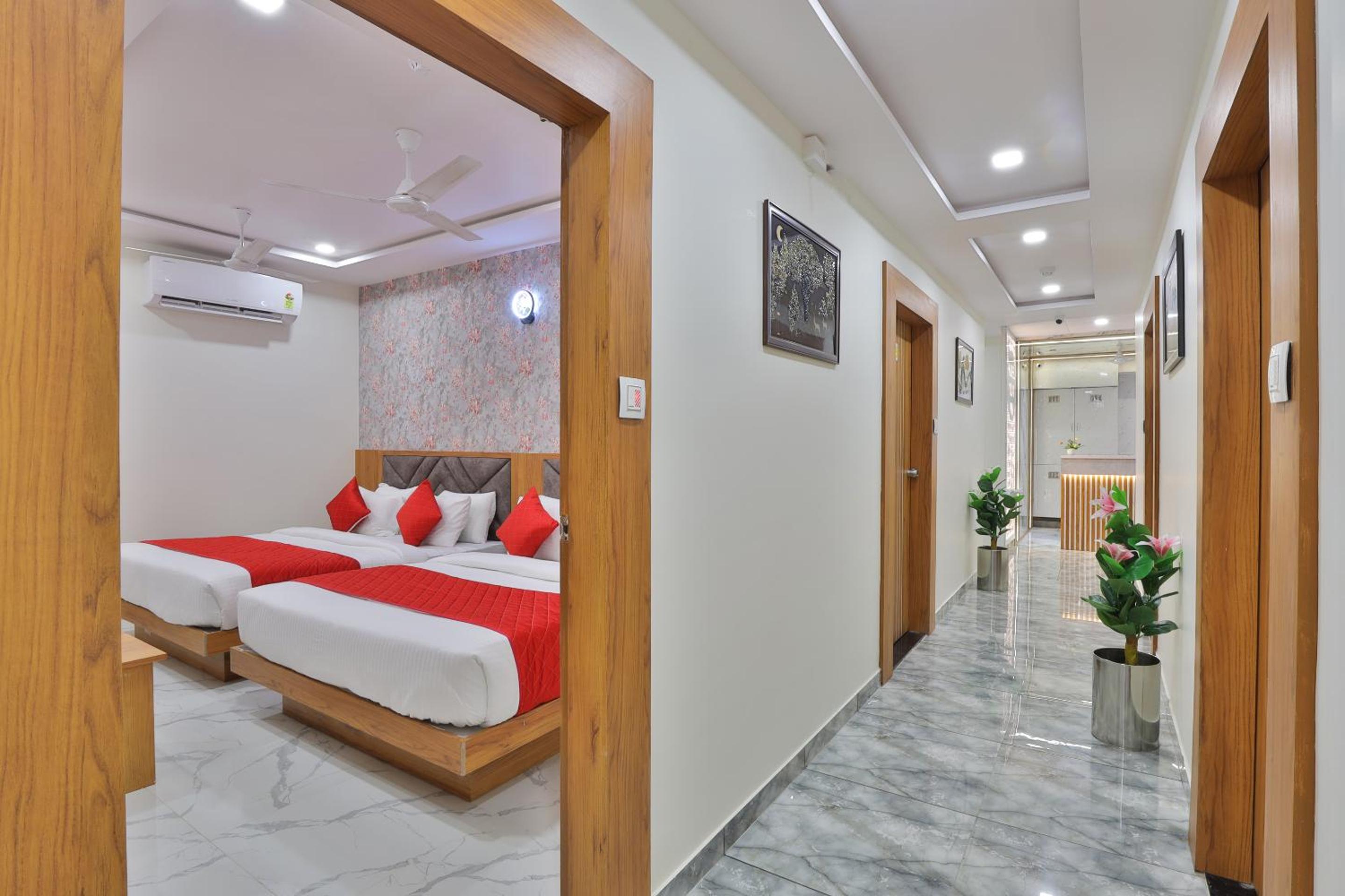 Quadruple Room - Photo 7