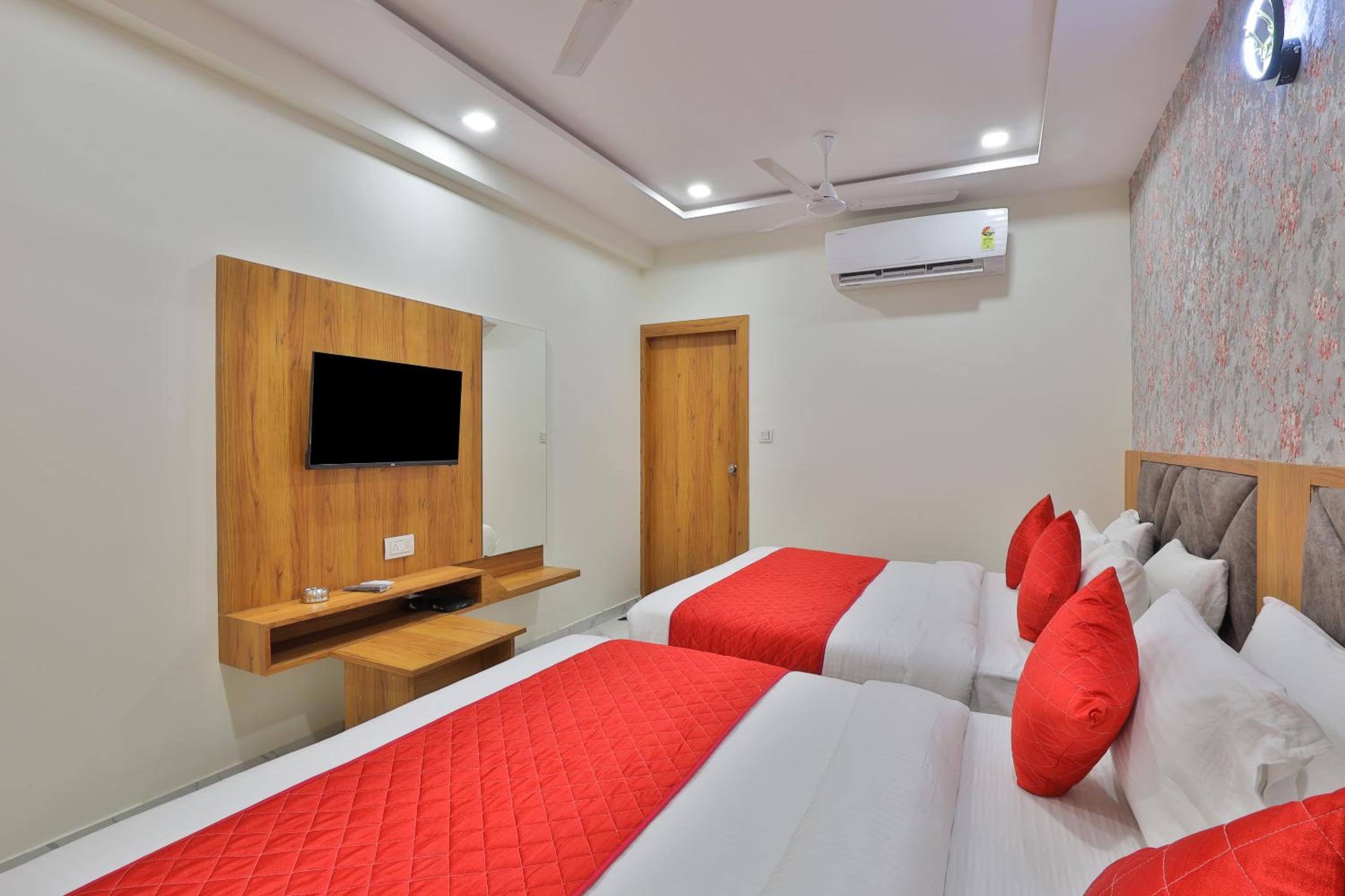 Quadruple Room - Photo 3