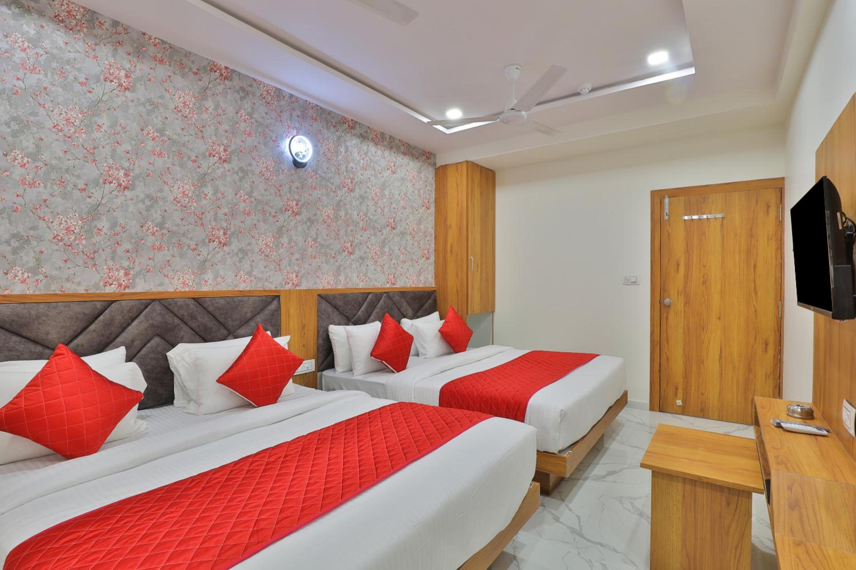 Quadruple Room - Photo 4
