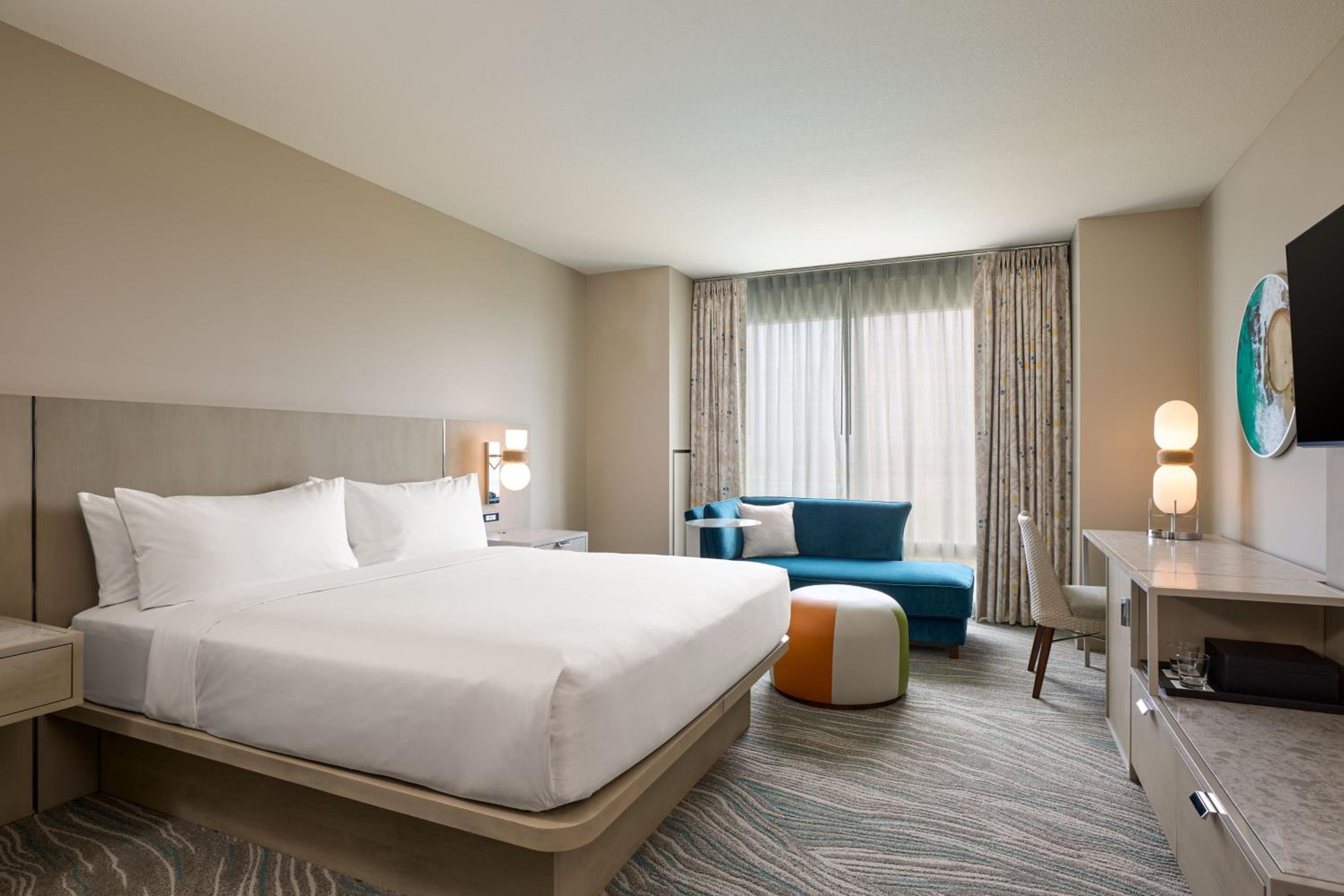 King Room at Renaissance ClubSport Aliso Viejo Laguna Beach Hotel in Aliso Viejo