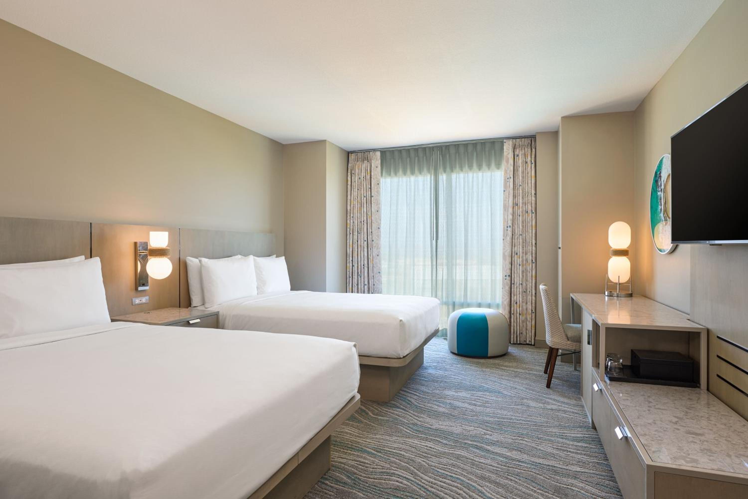 Guest room, 2 Double at Renaissance ClubSport Aliso Viejo Laguna Beach Hotel in Aliso Viejo