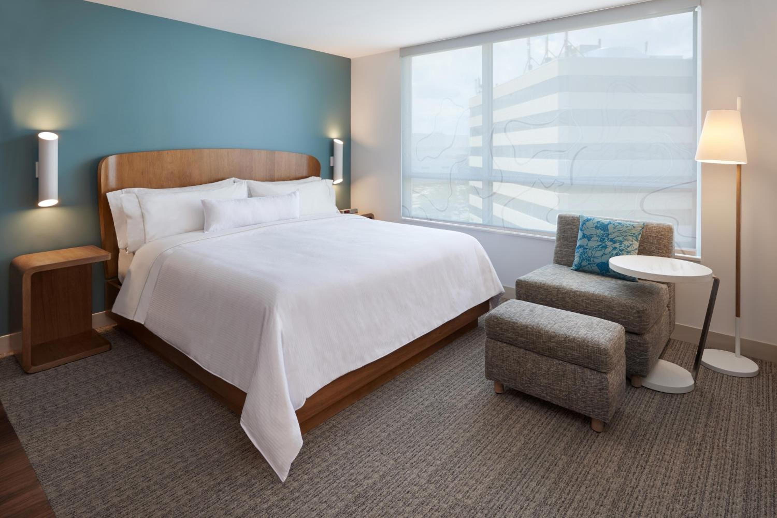 Guest Room, 1 King
