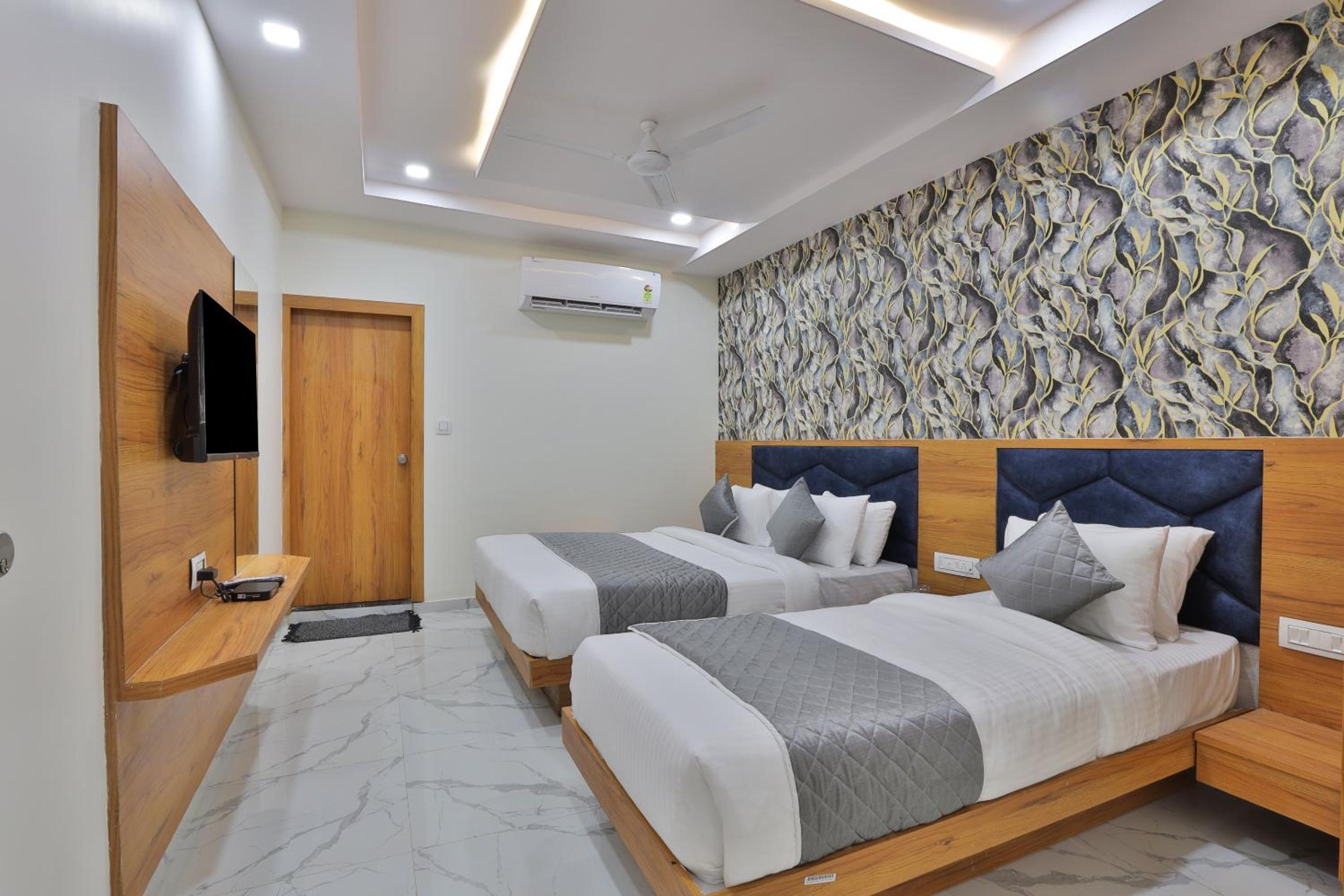 Triple Room - Photo 2