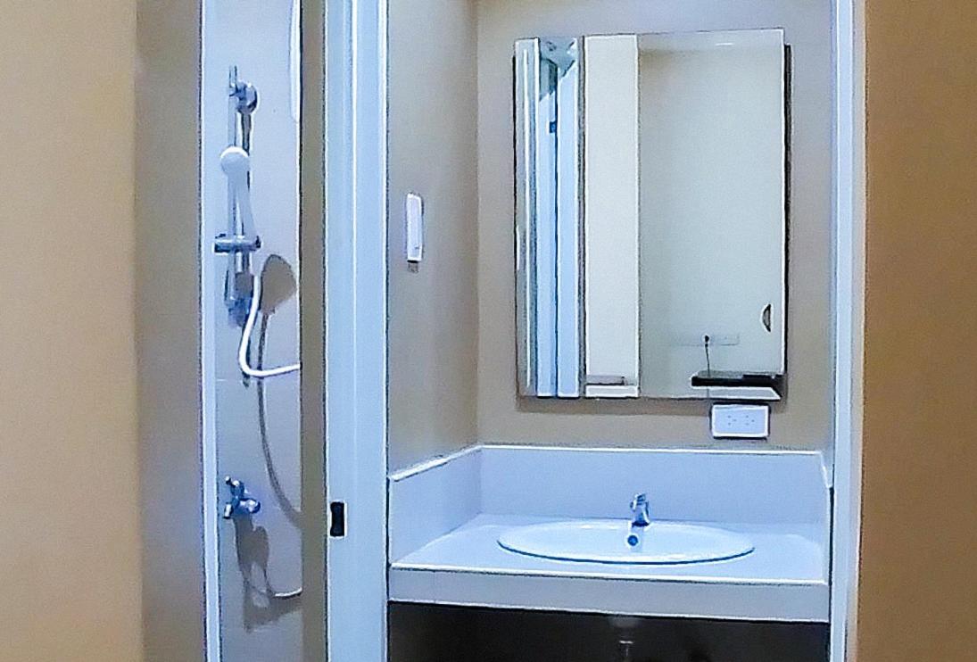 Standard Double Room - Photo 5