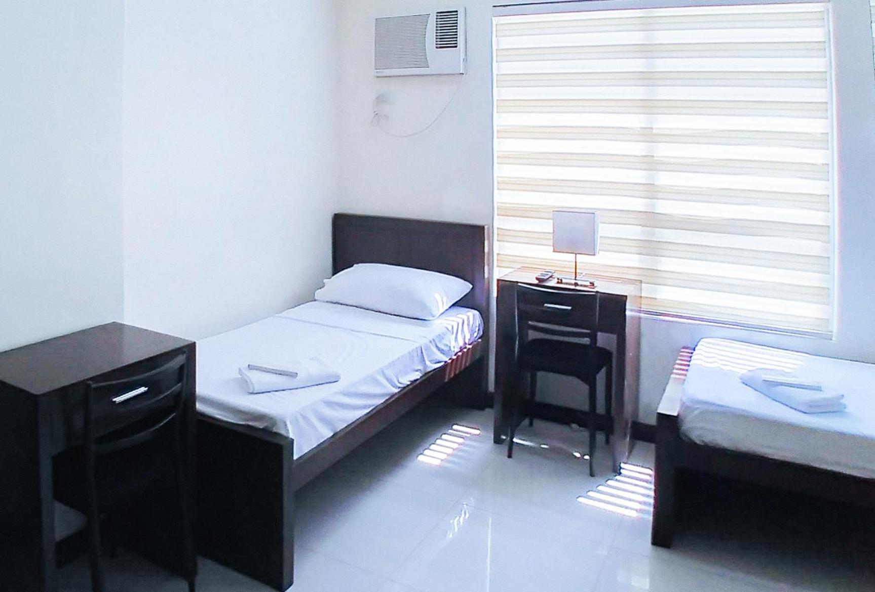 Standard Double Room - Photo 2