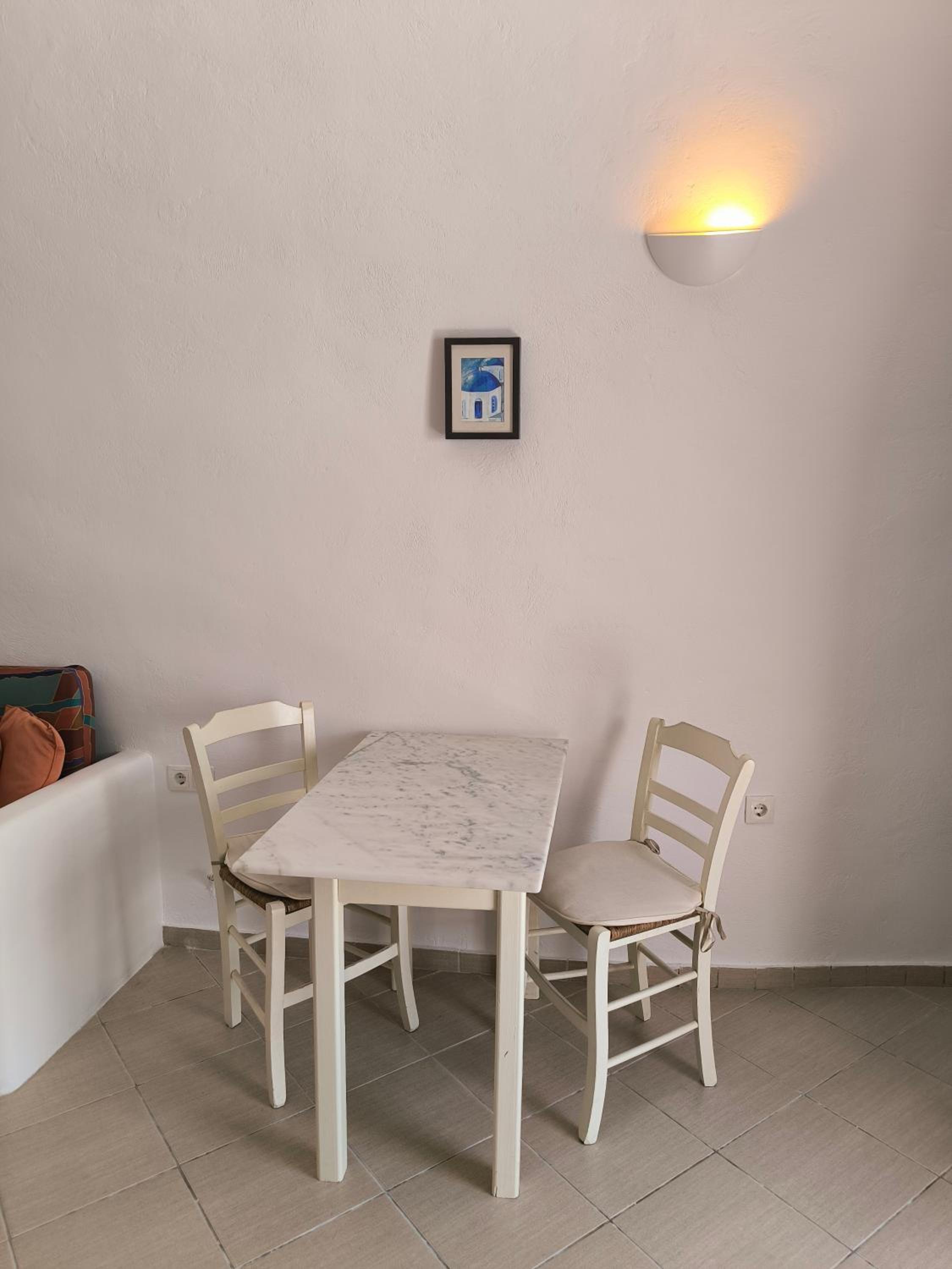 One-Bedroom House photo 3
