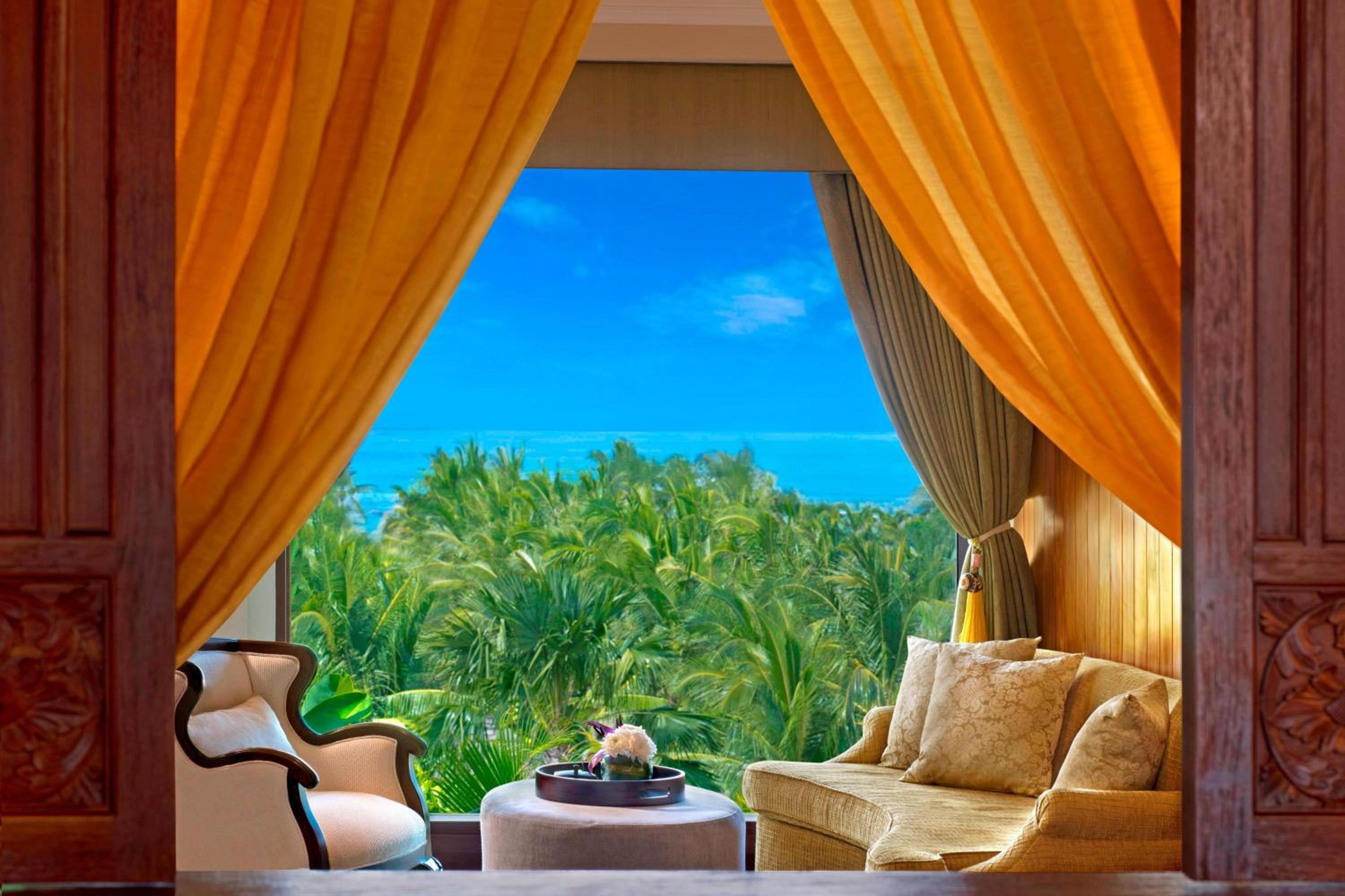 Grand Astor, 2 Bedroom Presidential Suite, Sea facing view with Complimentary Airport Transfer photo 3