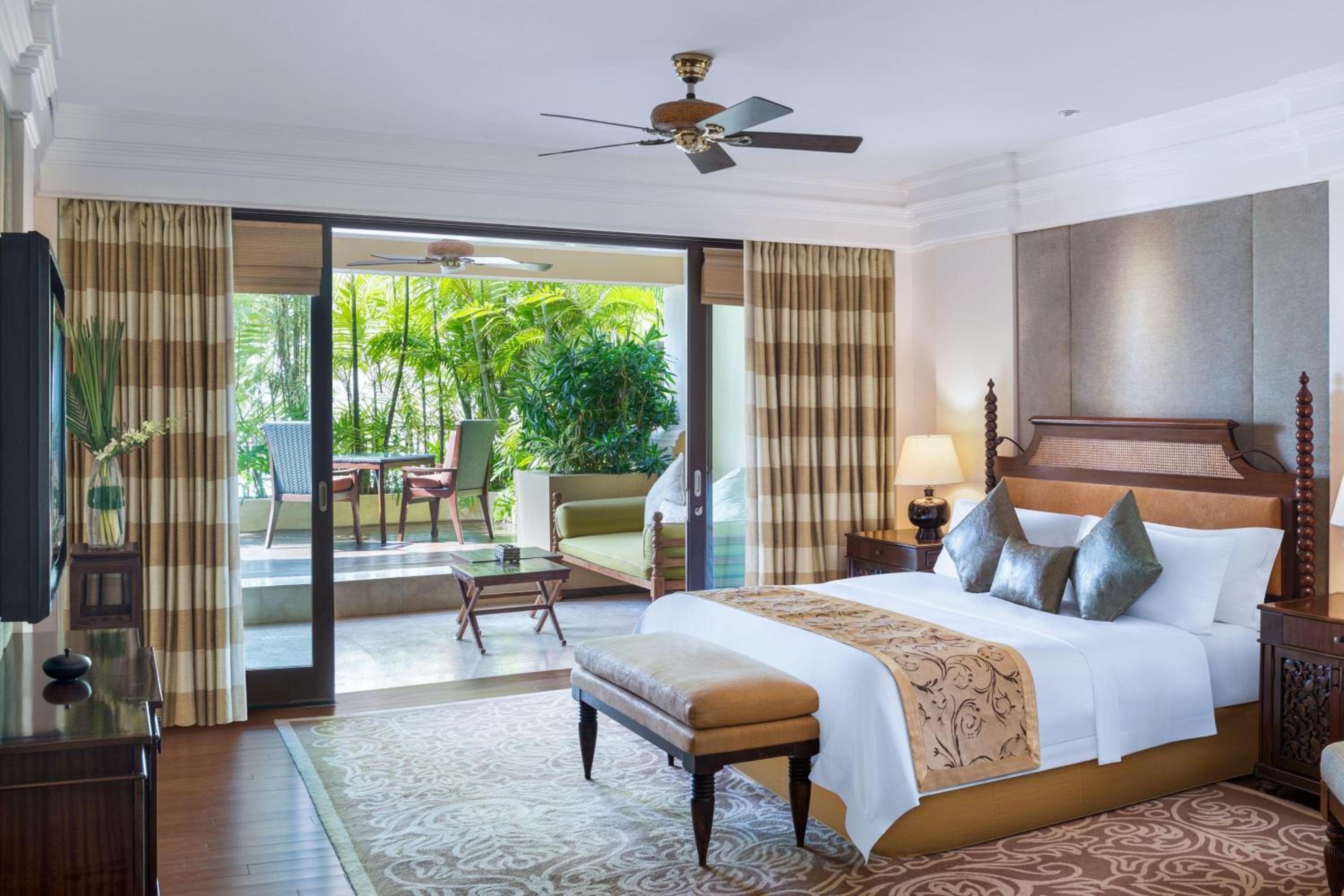 St Regis Orchid Suite, 1 Bedroom Suite, 2 Double, Balcony - Photo 6