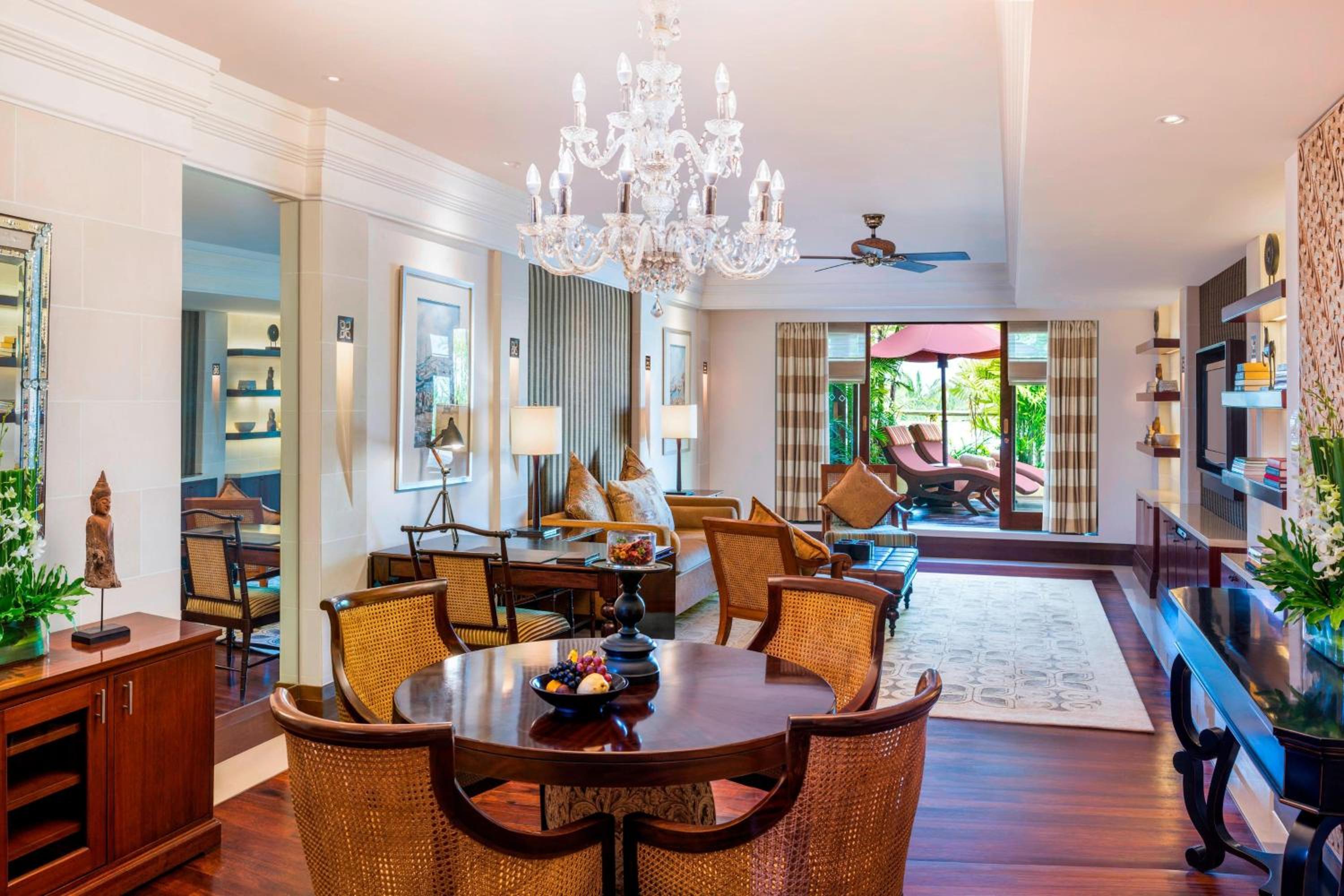 St Regis Orchid Suite, 1 Bedroom Suite, 2 Double, Balcony - Photo 1