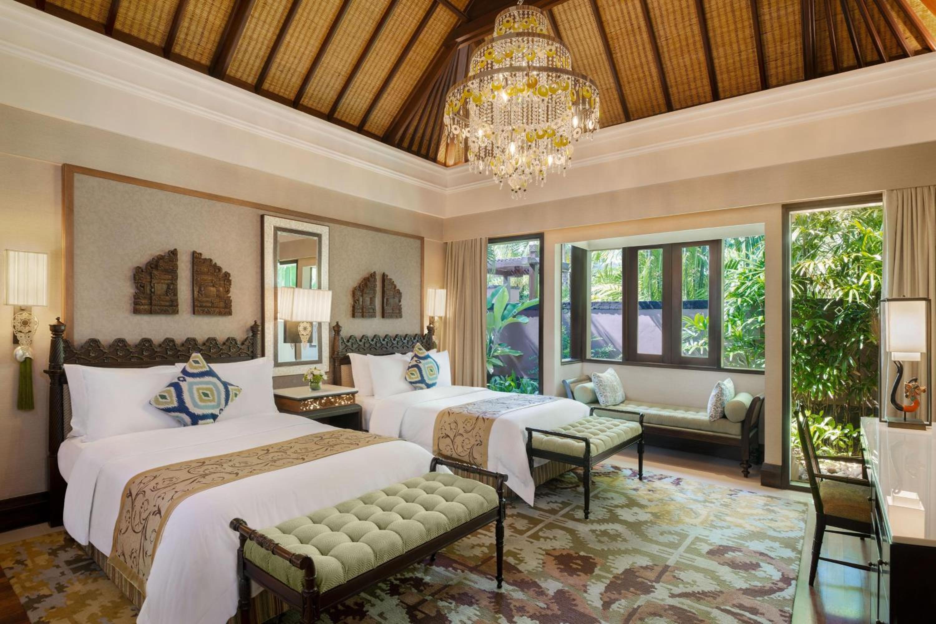 Lagoon Villa, 2 Bedroom Villa, Lagoon access, Private Pool with Complimentary Airport Transfer