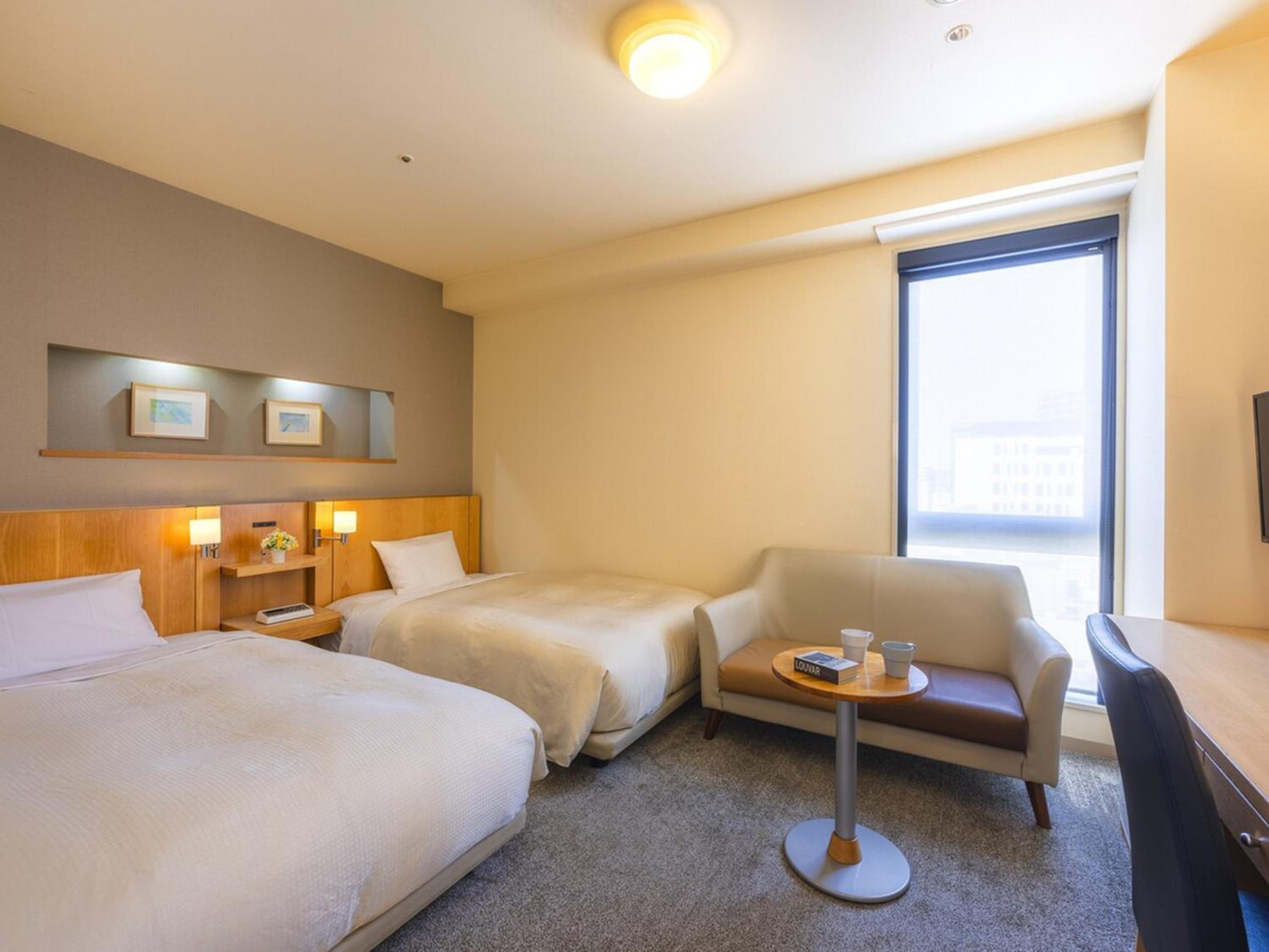 Twin Room - Smoking photo 1