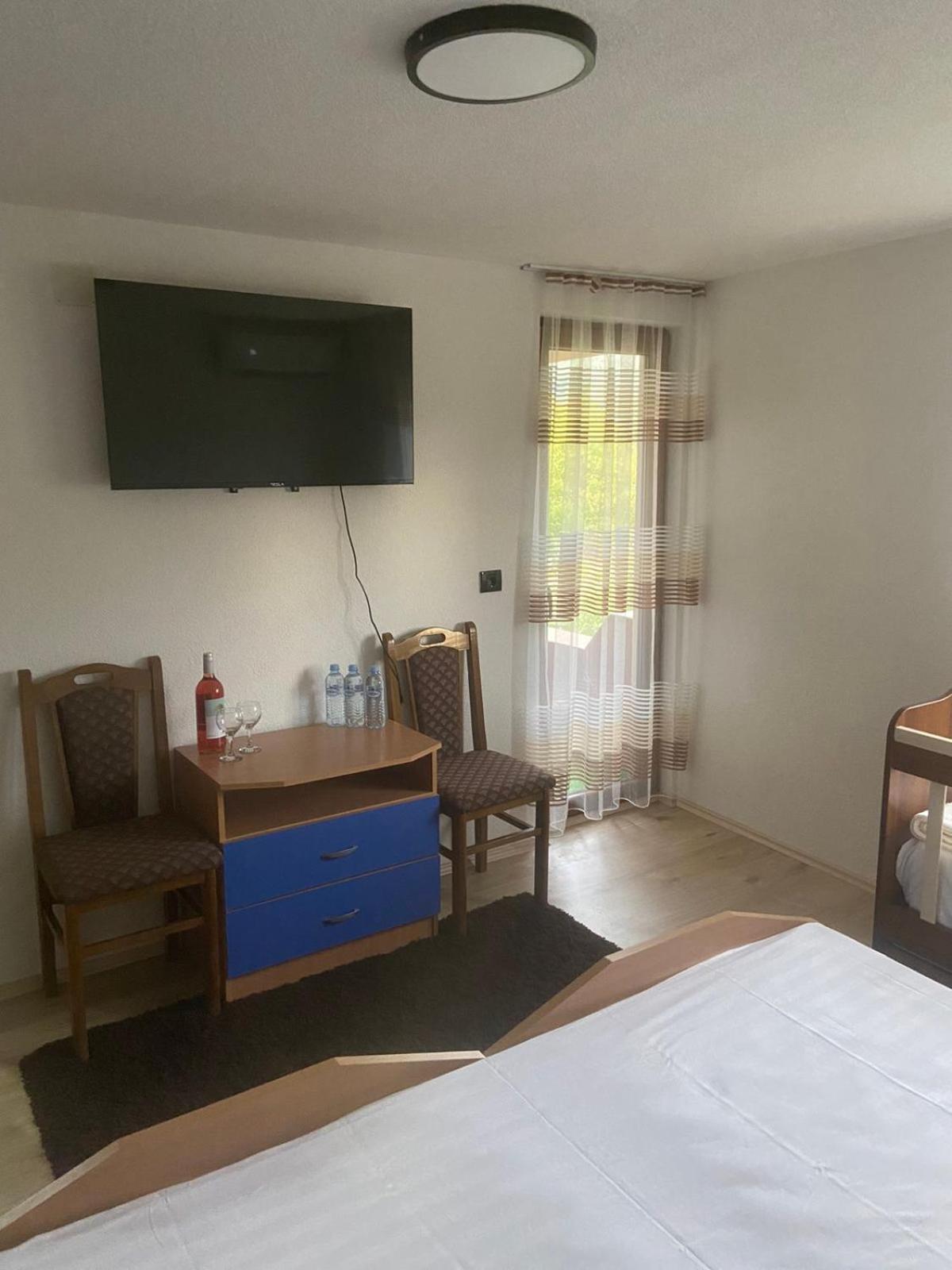 Double Room with Balcony photo 2