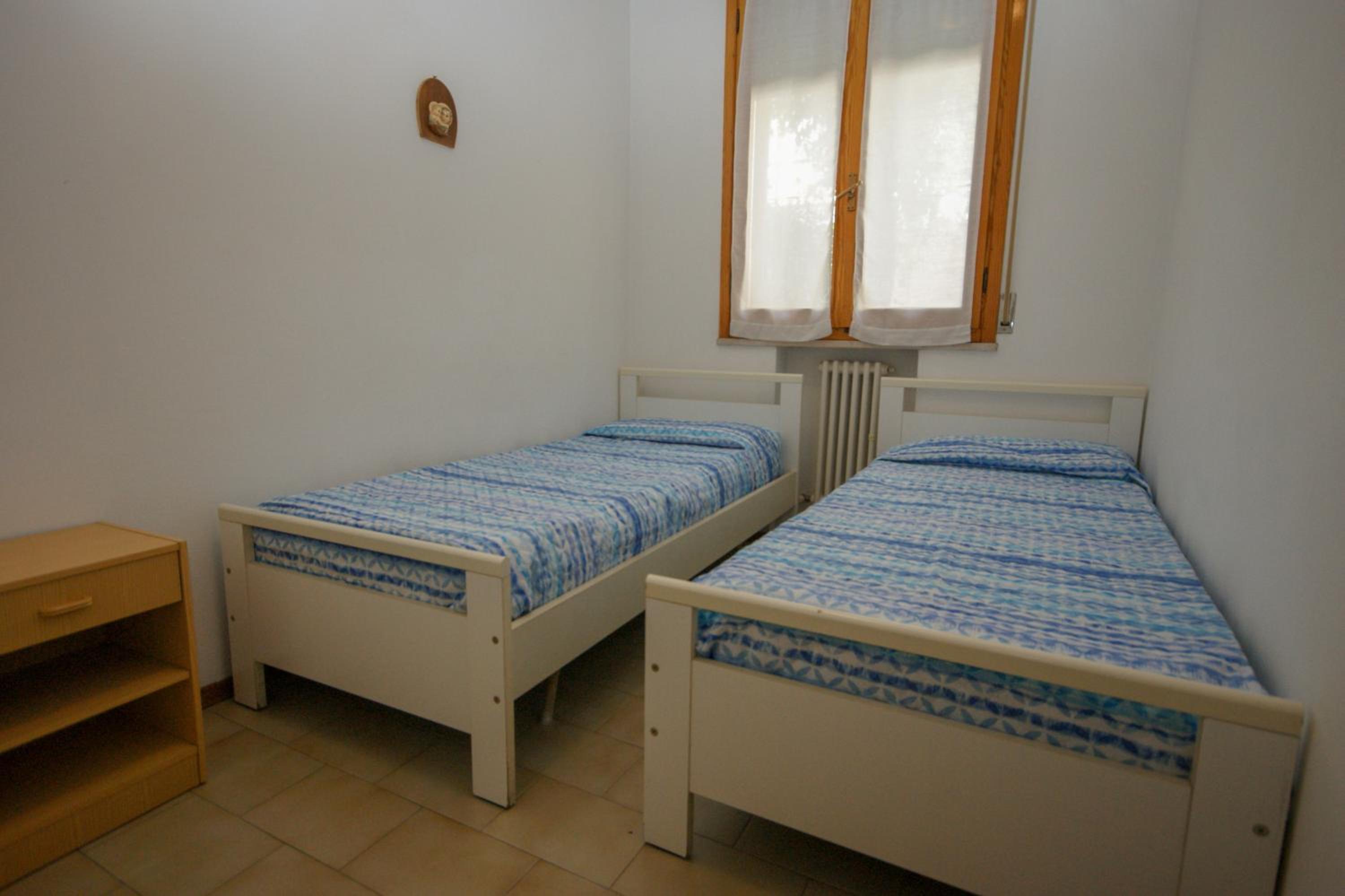 Three-Bedroom Apartment with Balcony photo 2