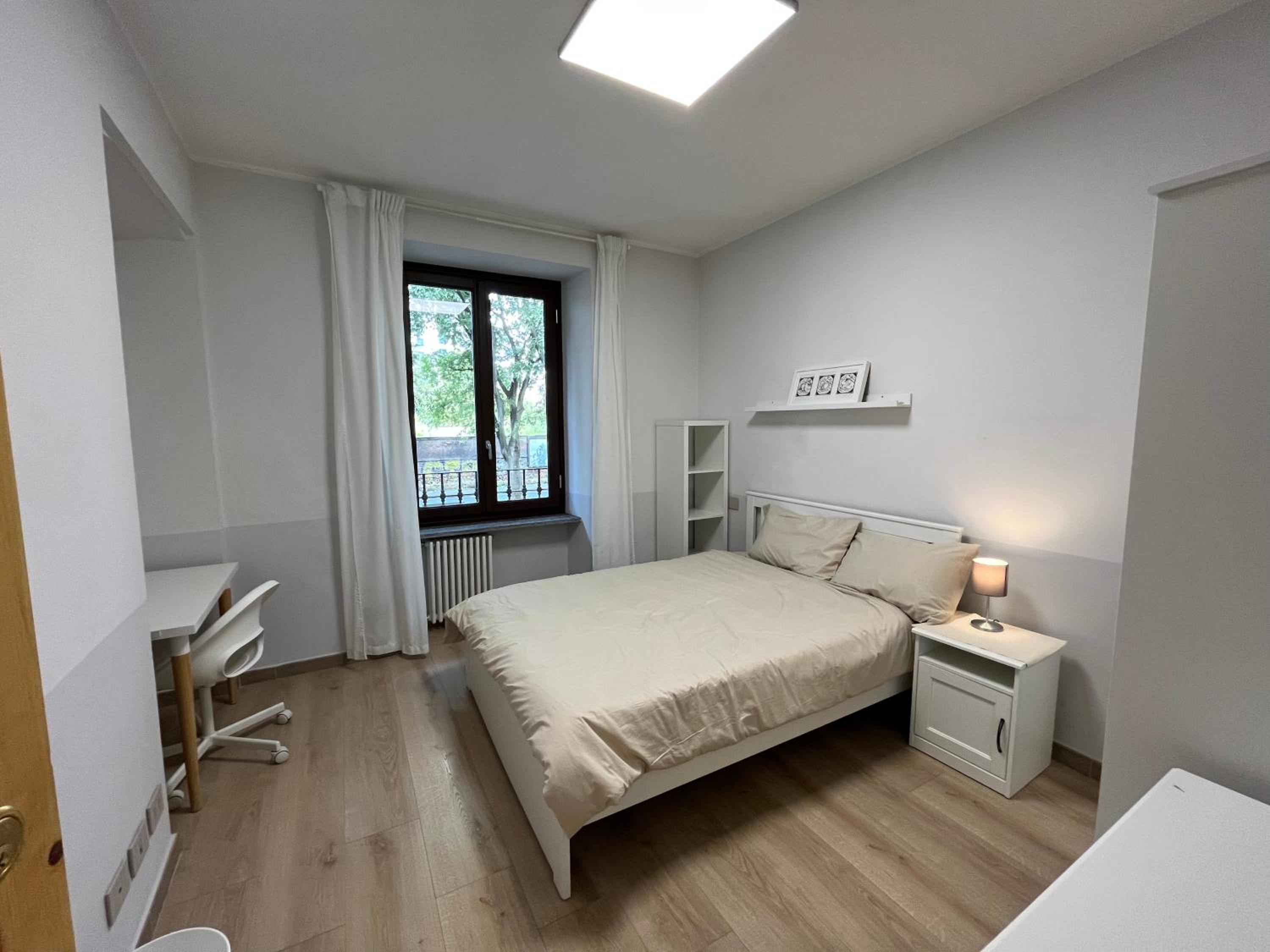 Double Room With Shared Bathroom