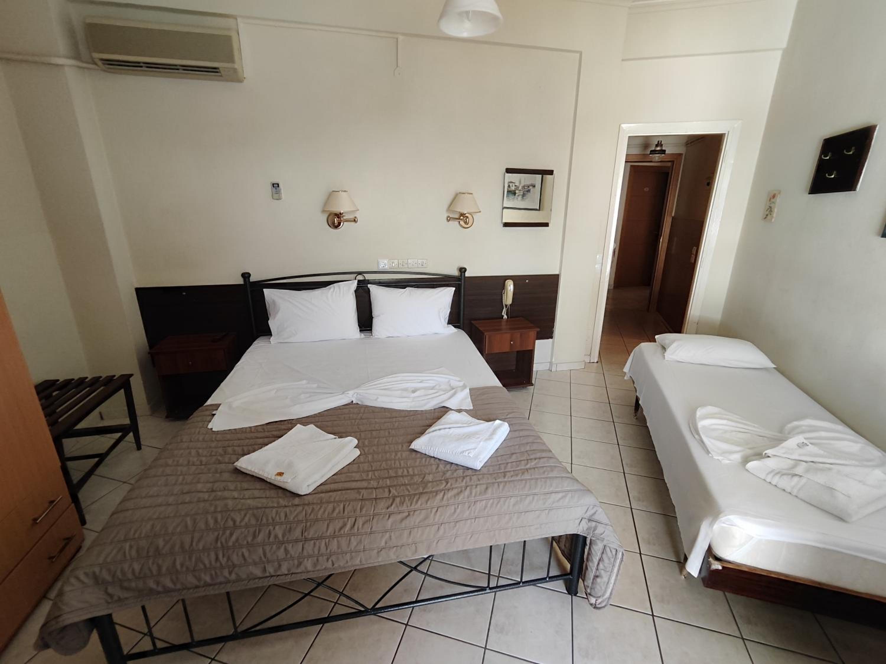 Triple Room With Sea View photo 1