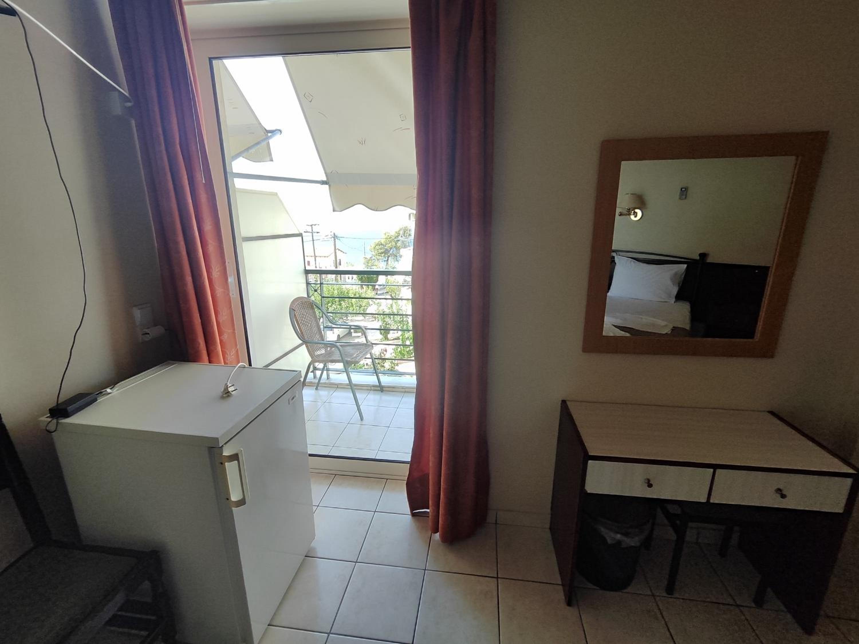Triple Room With Sea View photo 3