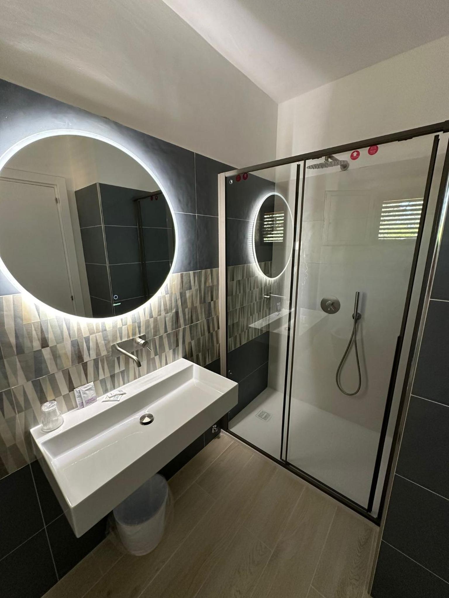 Deluxe Triple Room photo 1