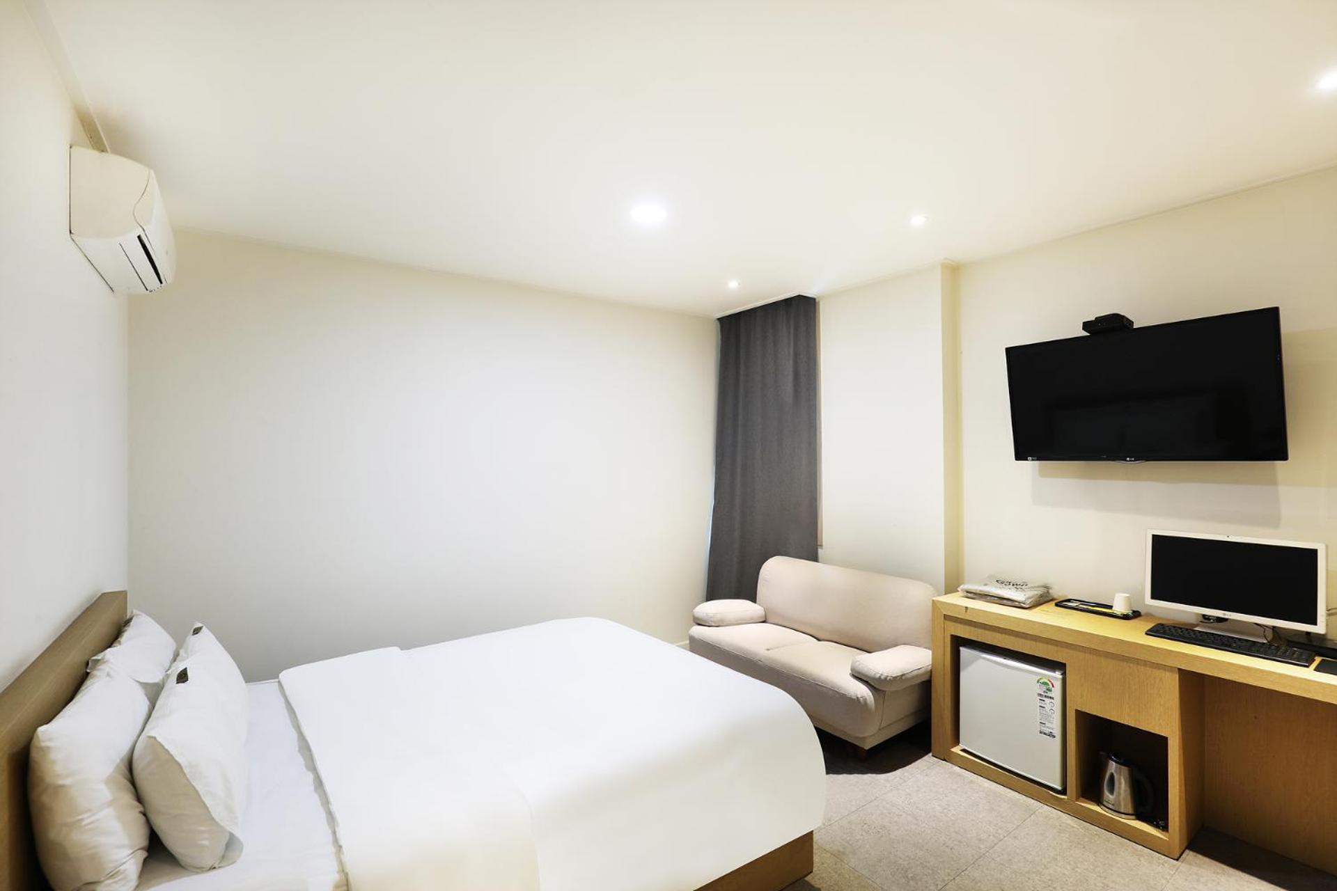 Standard Double Room photo 1
