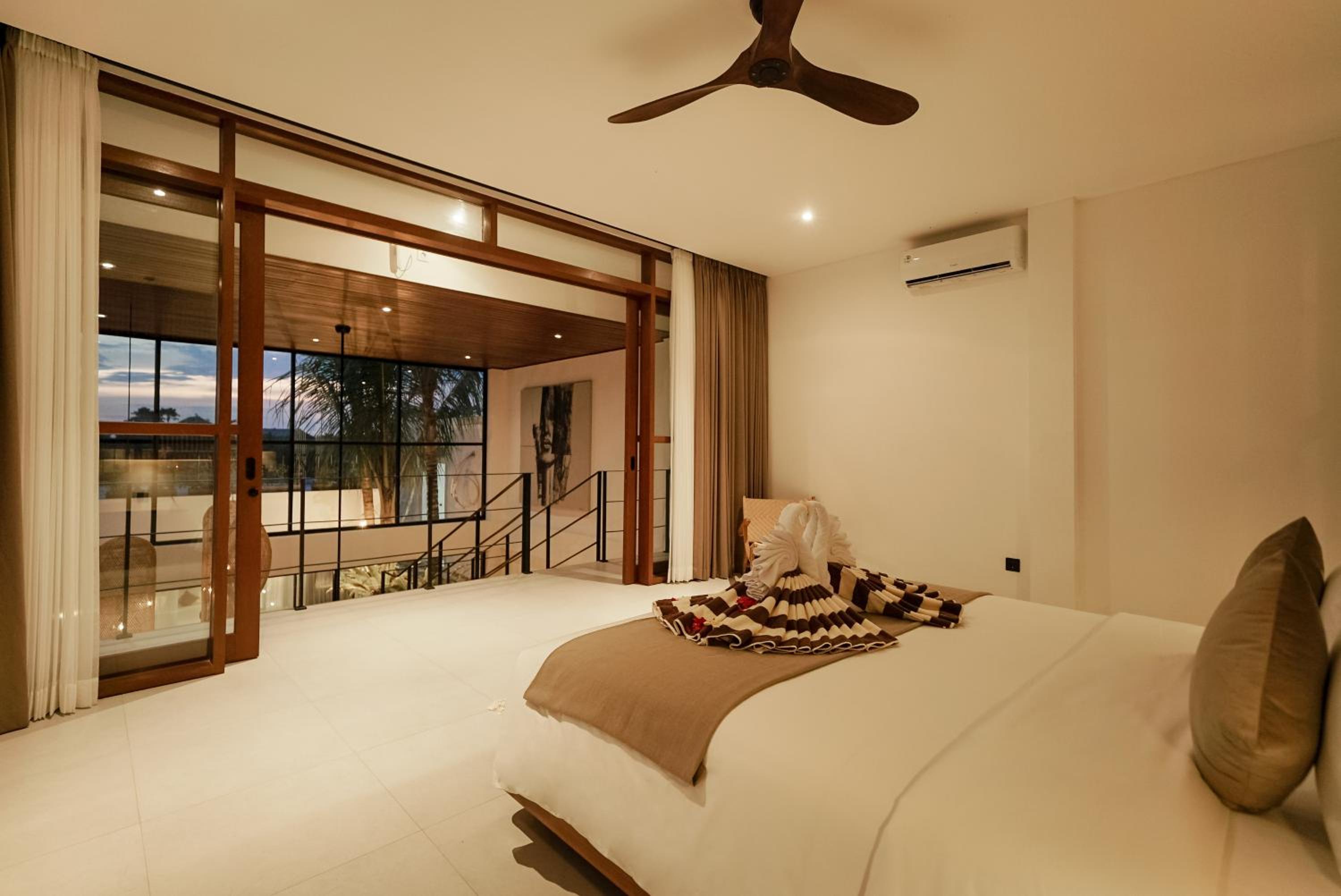 Villa photo 1