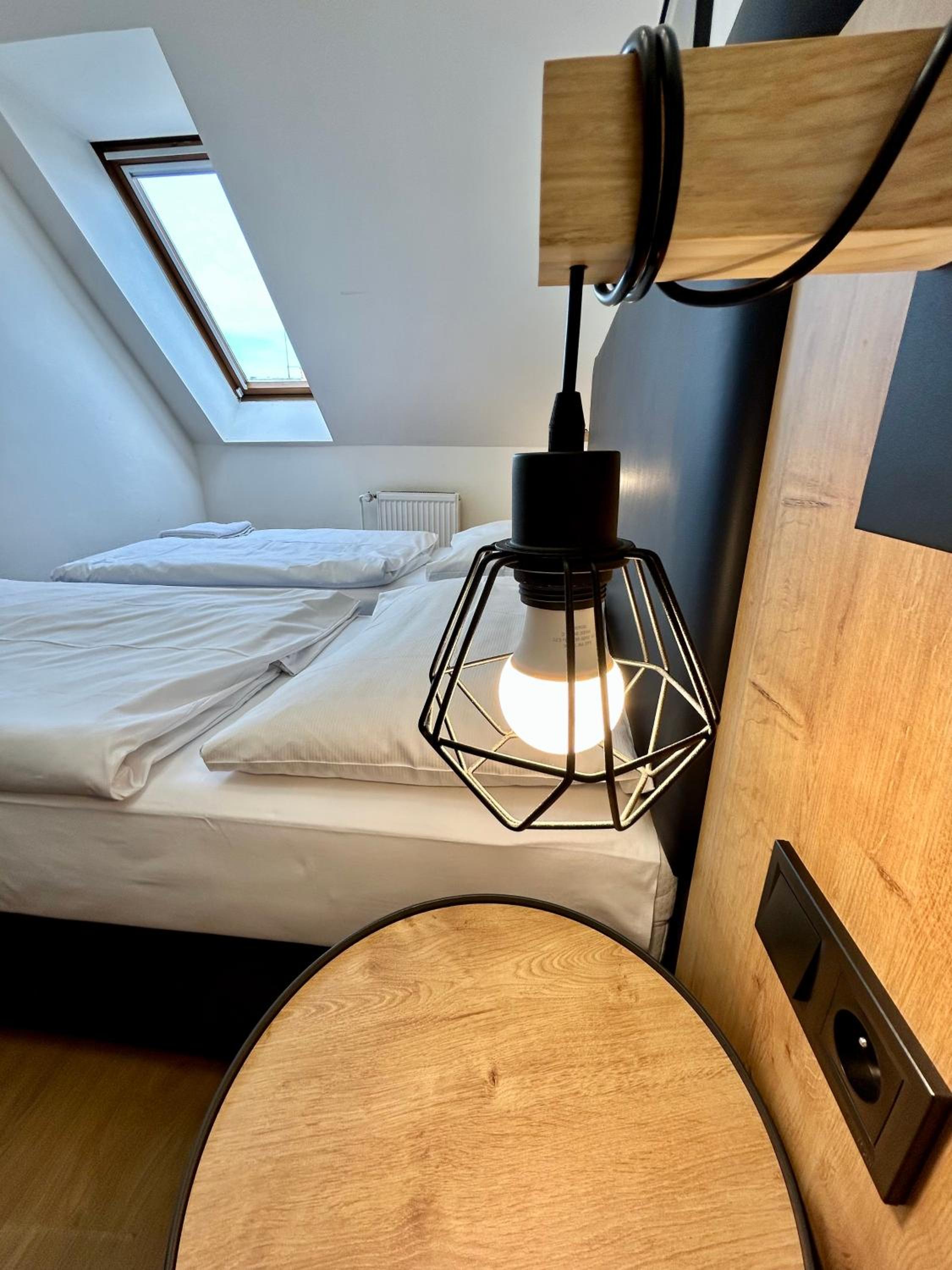 Suite thumbnail 6