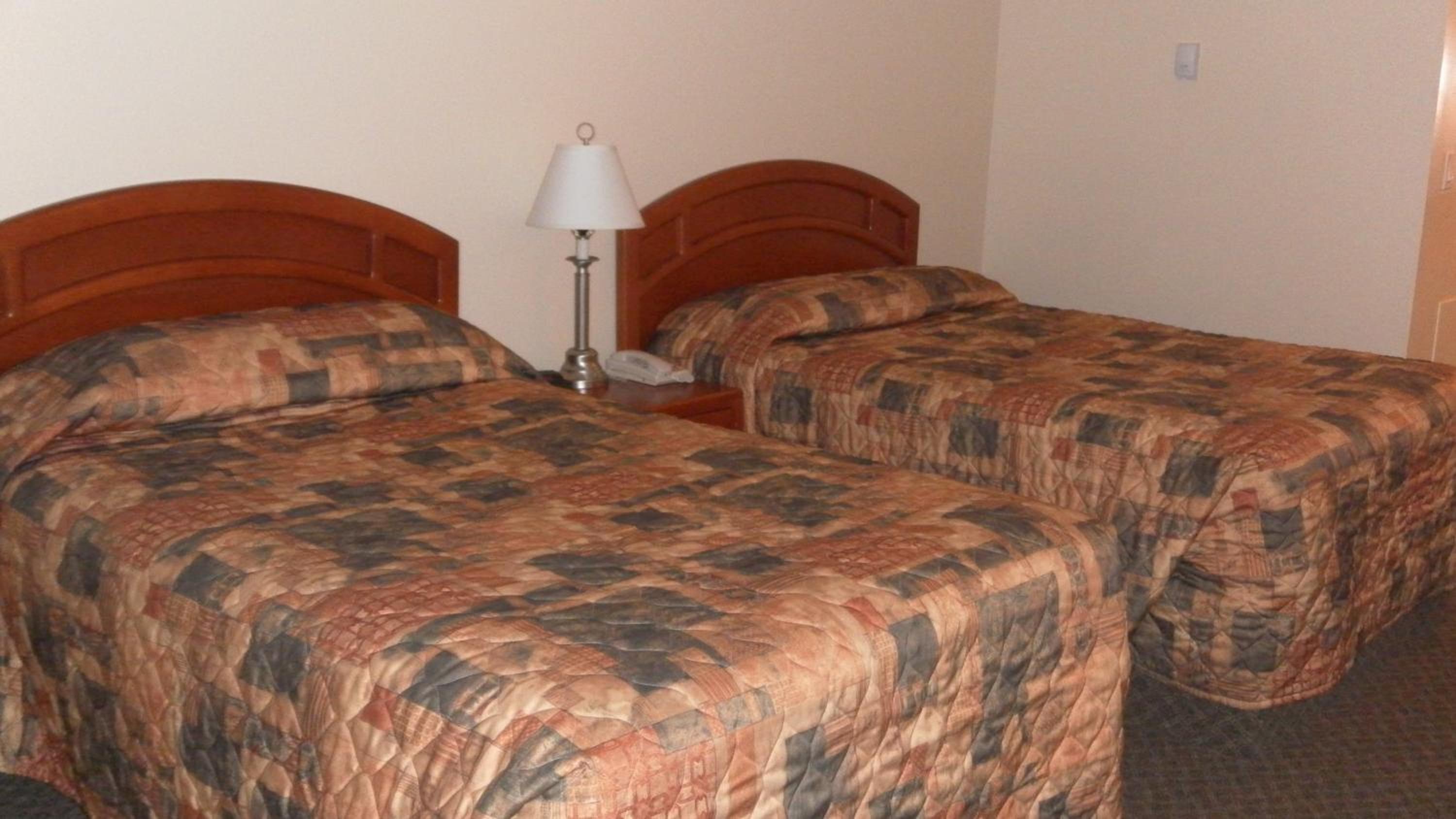 Double Room with Two Double Beds - Non-Smoking photo 1