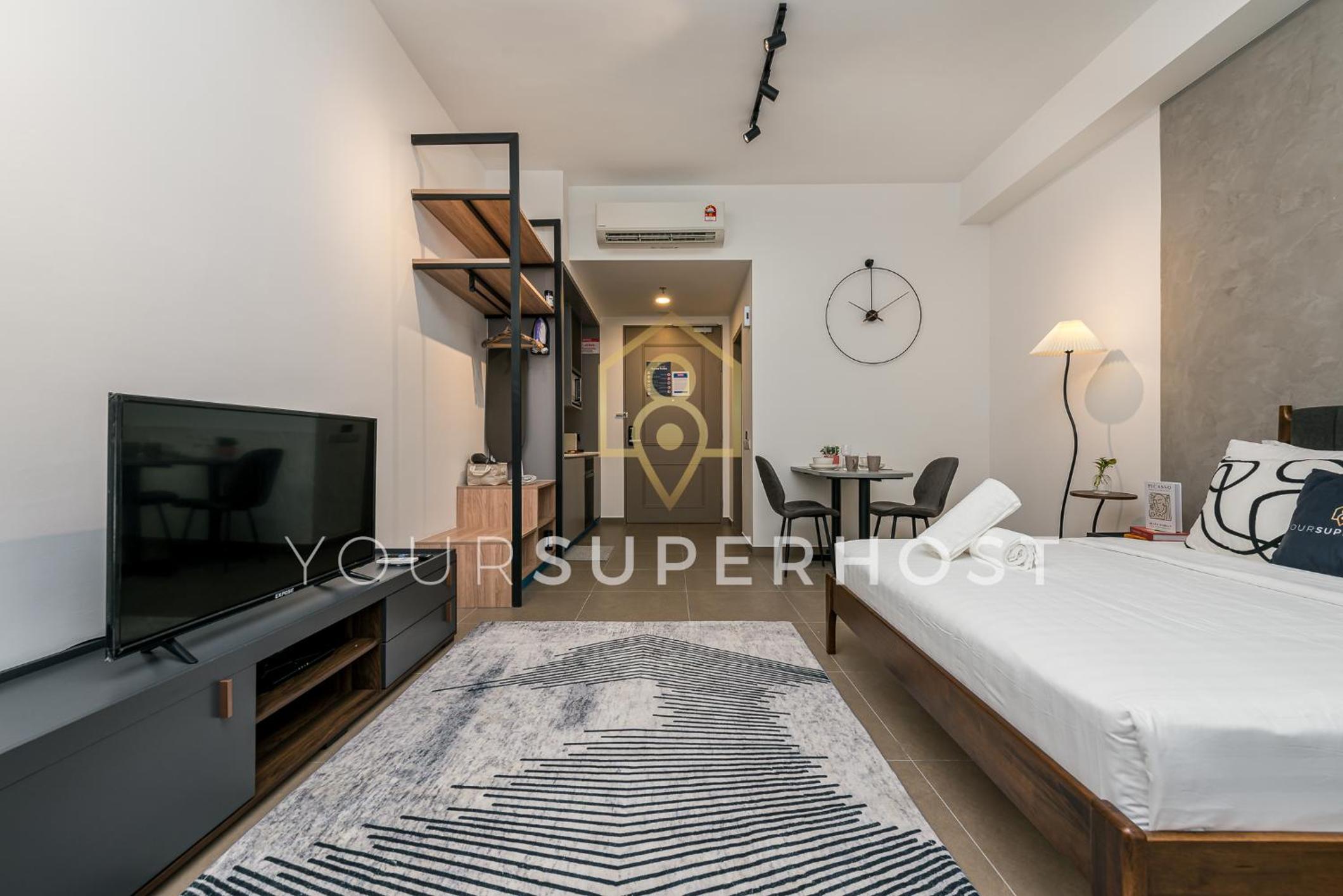 Queen Room - Photo 12