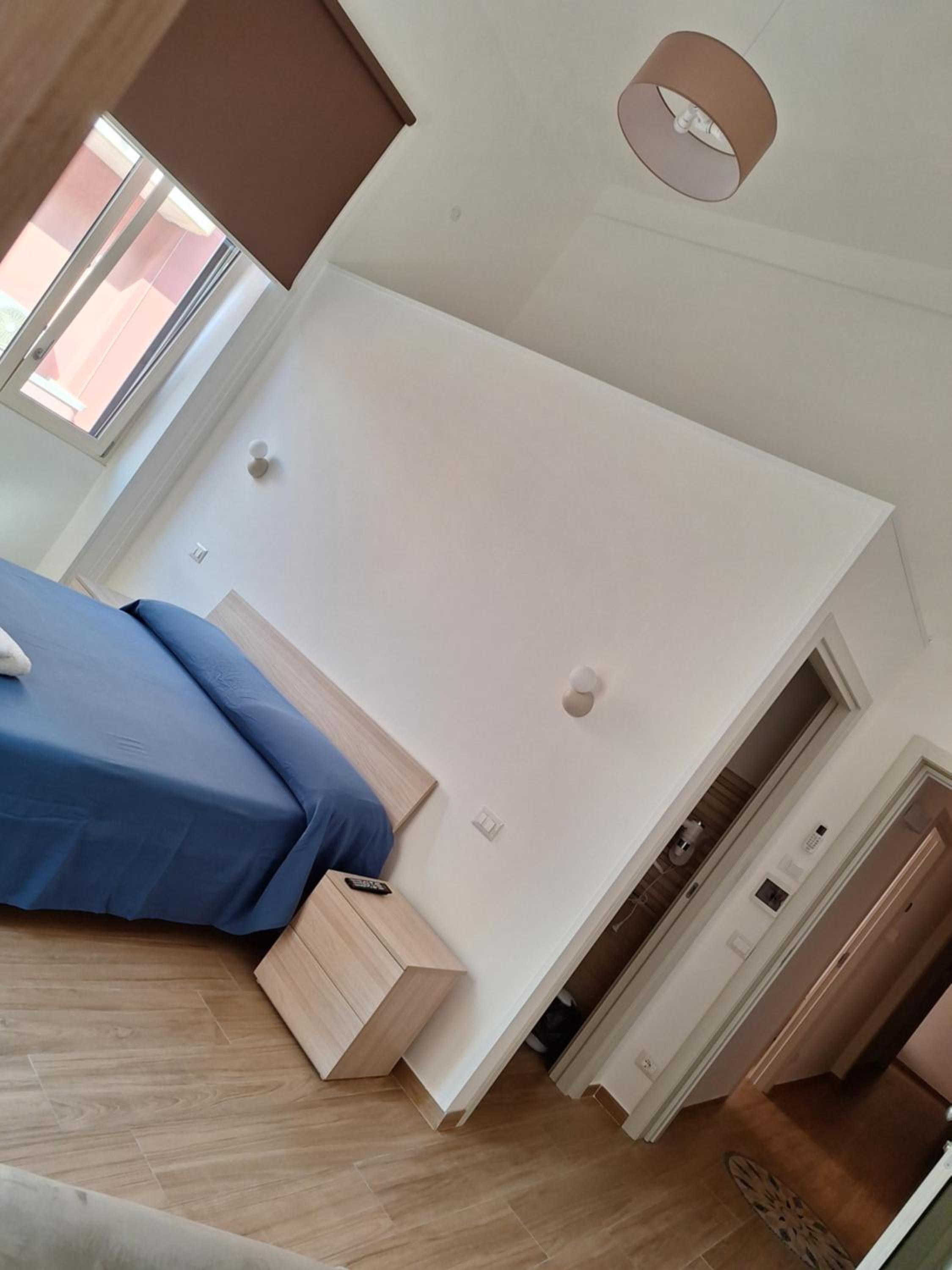 Deluxe Double Room (2 Adults + 1 Child)